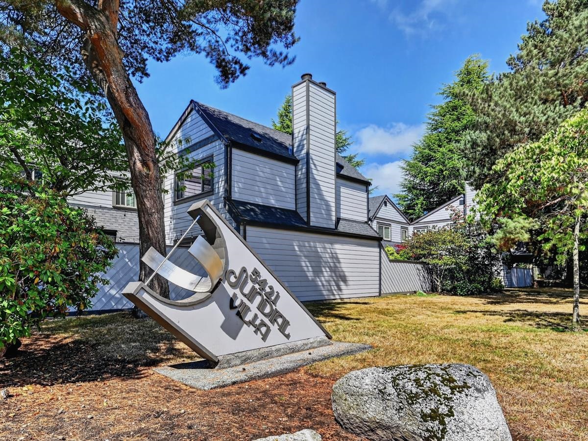 144 5421 10 AVENUE, R3159642, BC,
