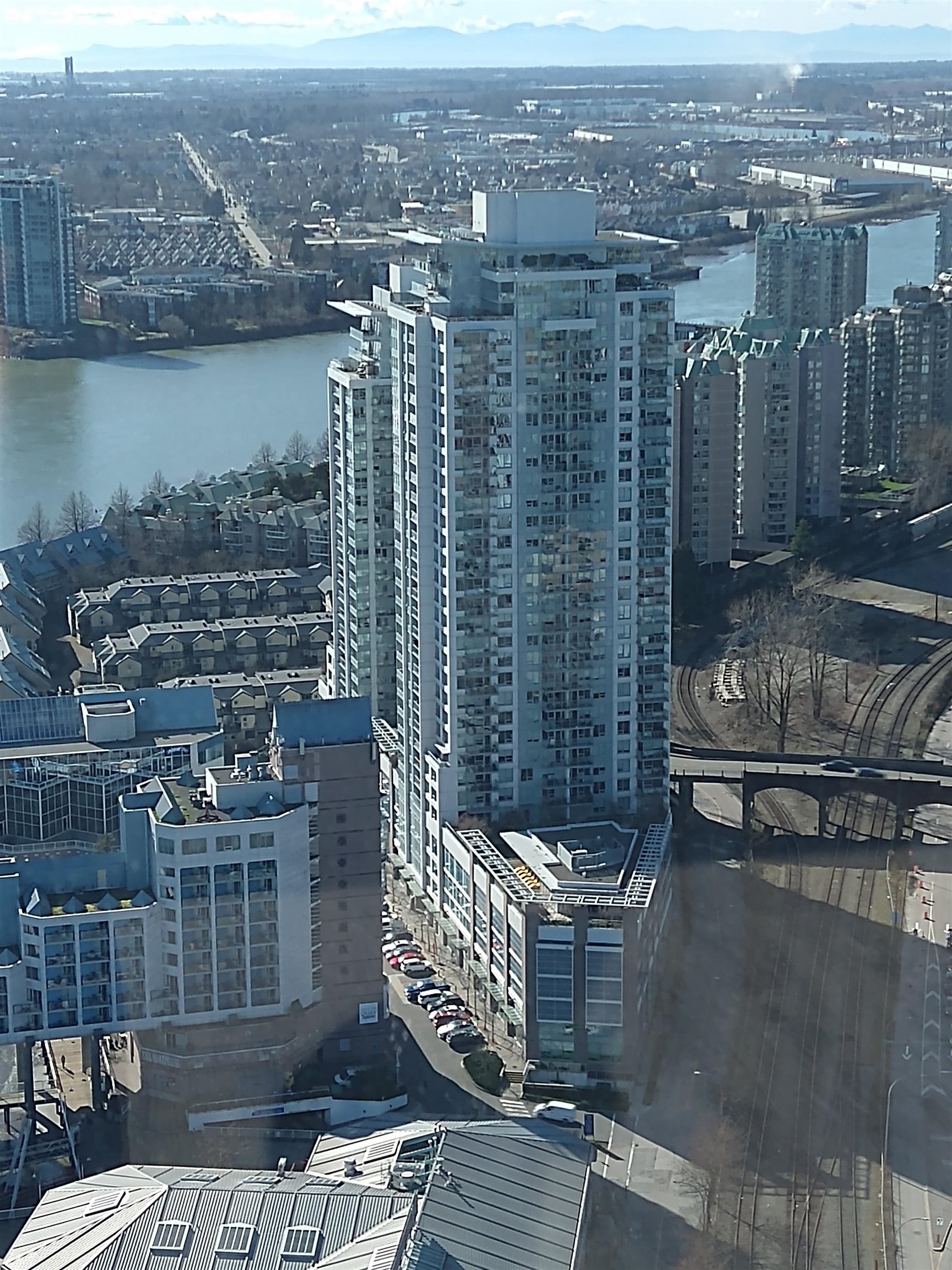 MLS® listing #R3159684 for sale located at 1312 908 QUAYSIDE DRIVE