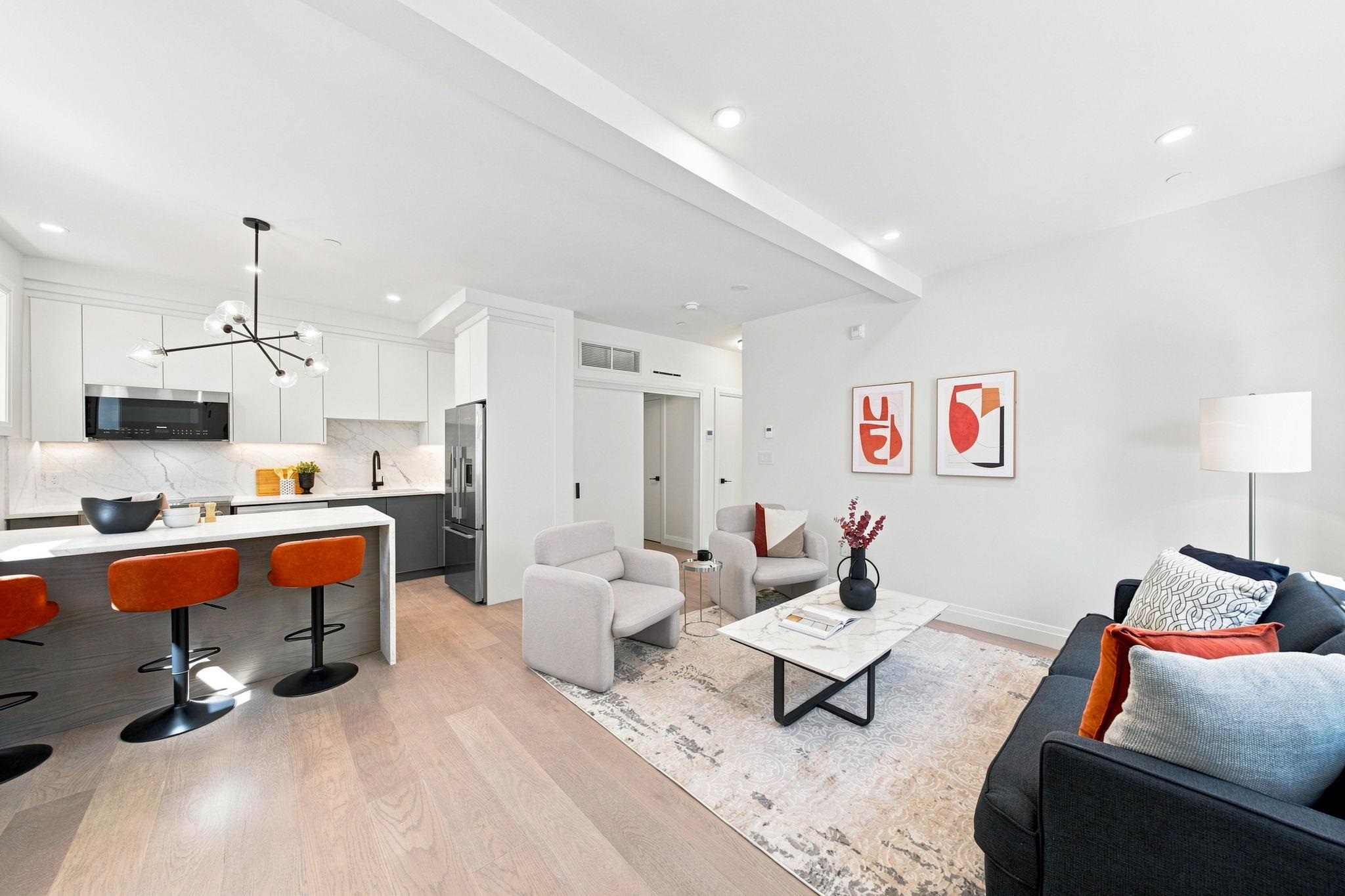 6170 GRANVILLE STREET, Vancouver BC V6M 3E3, R3159716, BC,