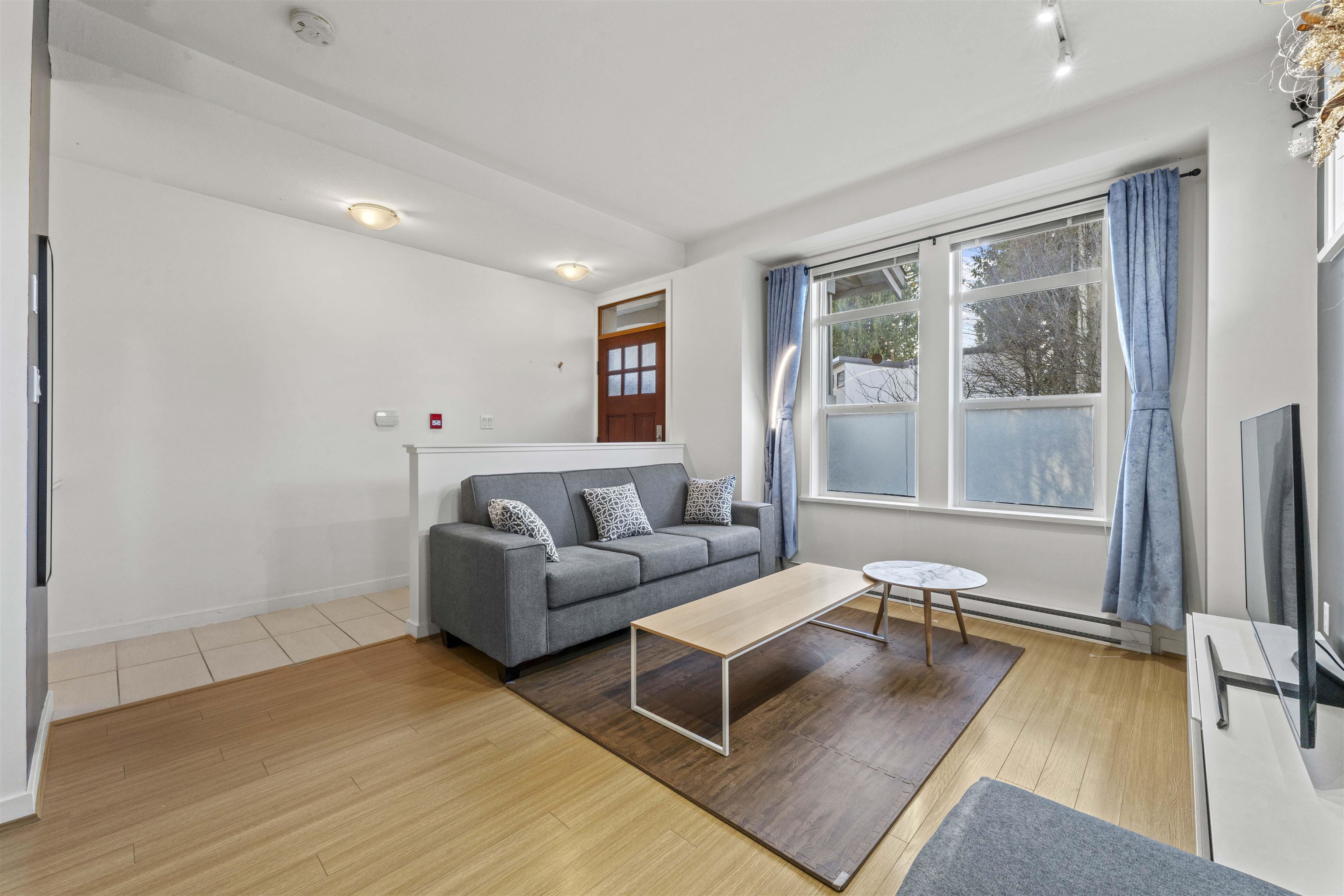 15 5771 IRMIN STREET, R3159718, BC,