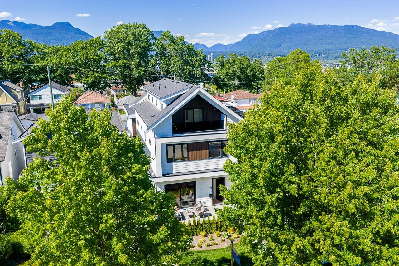 1 2875 CAMBRIDGE STREET, R3159719, BC,