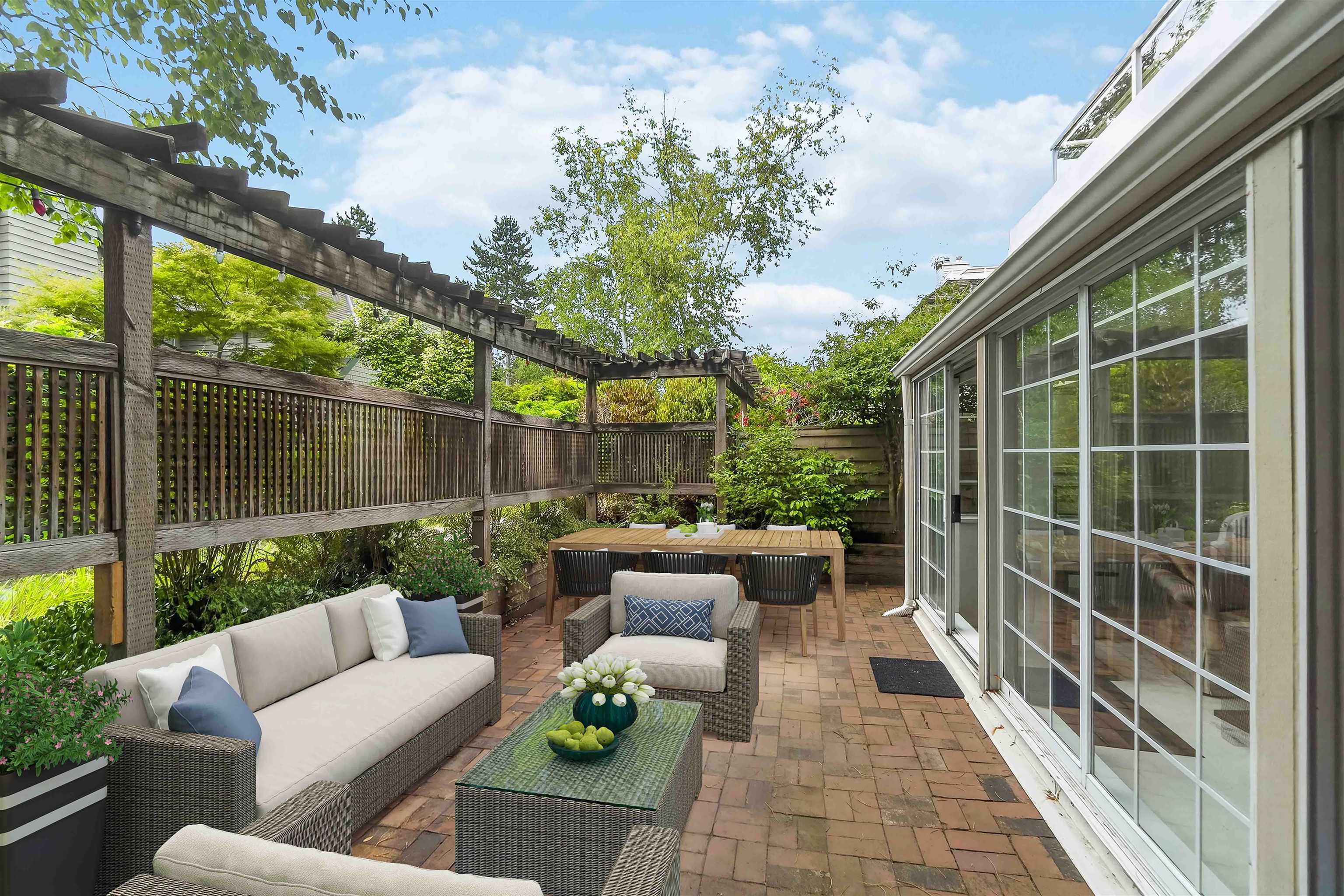 102 3441 CURLE AVENUE, R3159746, BC,