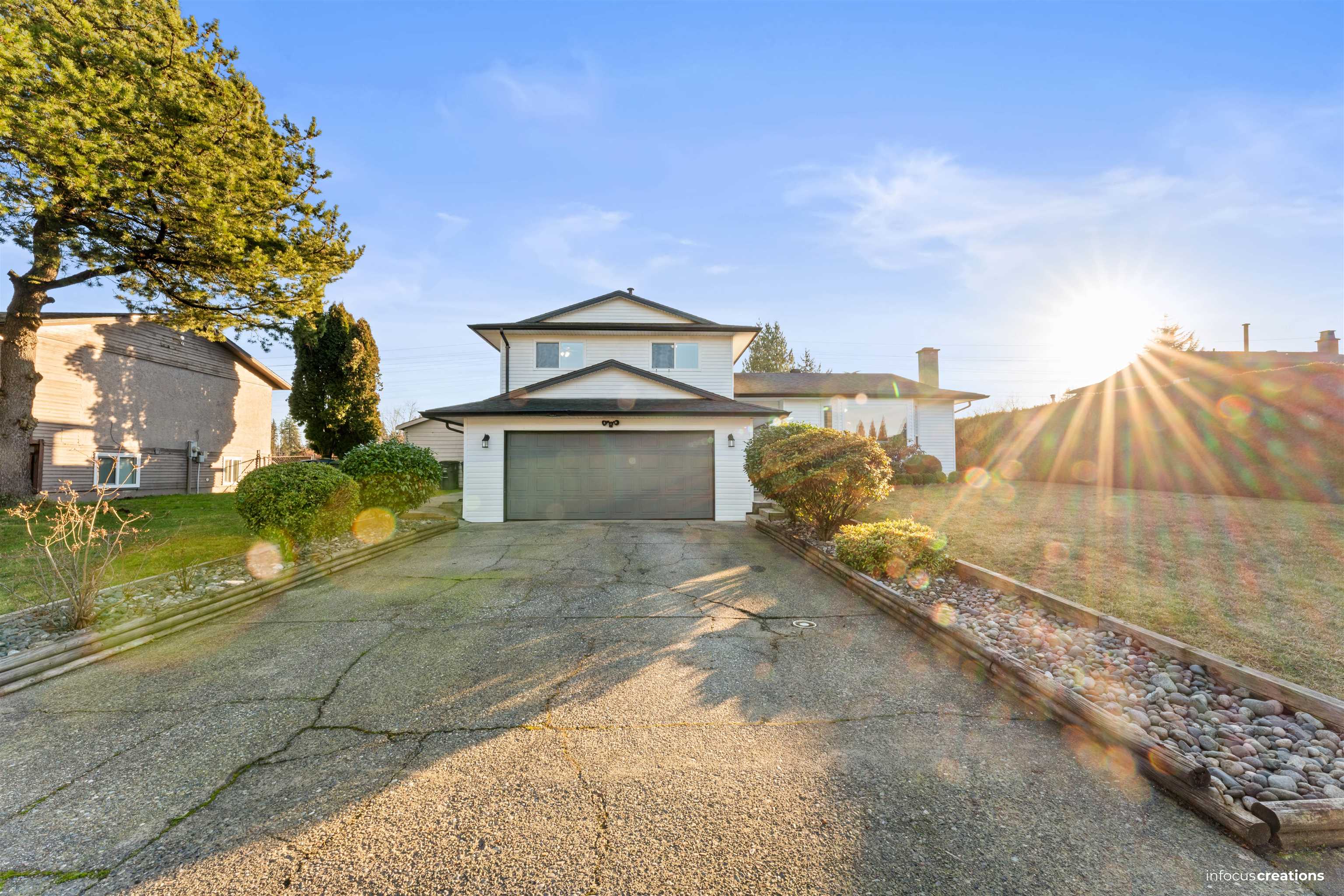 15796 95A AVENUE, Surrey BC V4N 2L4, R3159760, BC,
