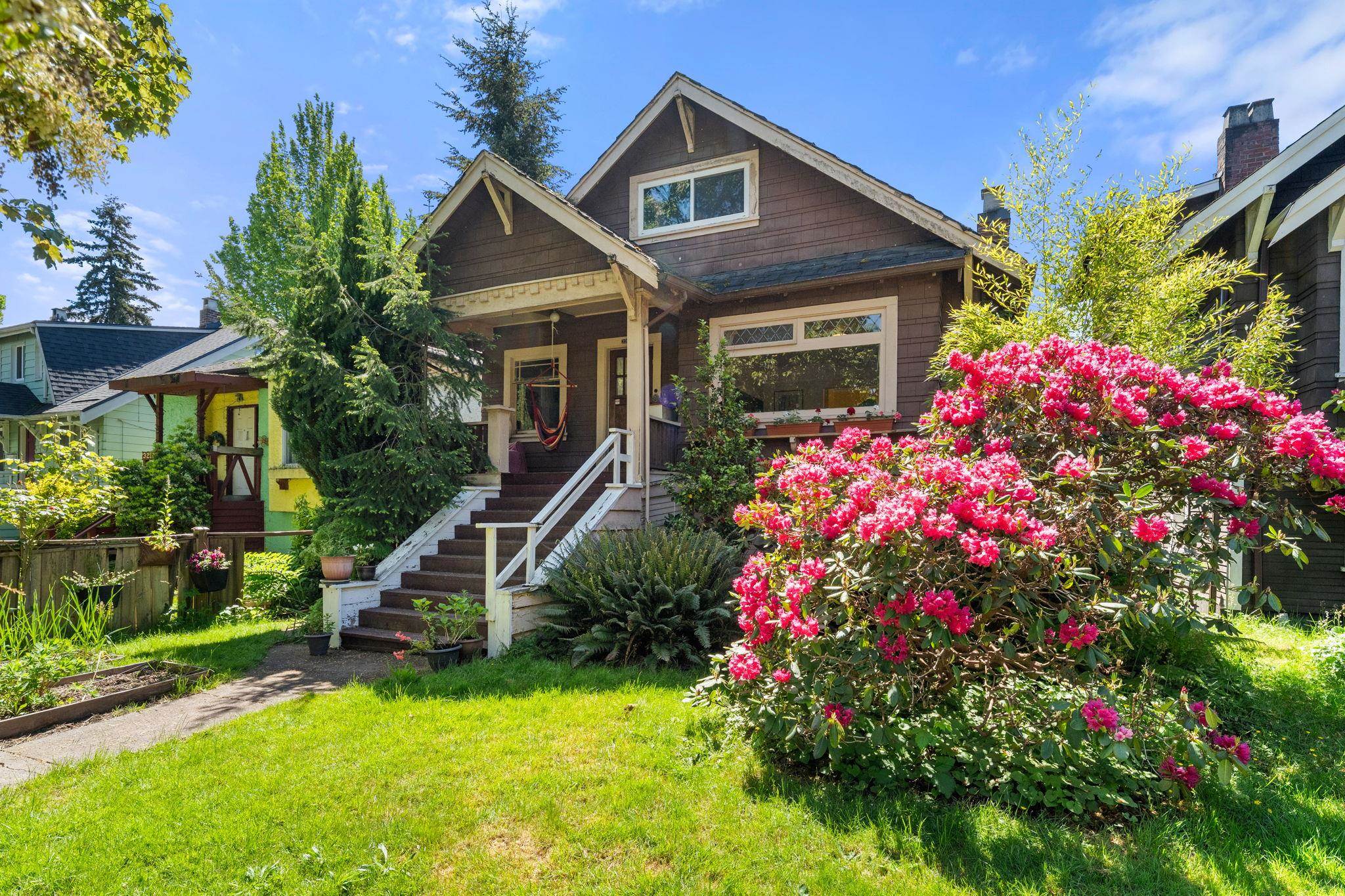 3218 W 6TH AVENUE, Vancouver BC V6K 1X8, R3159912, BC,
