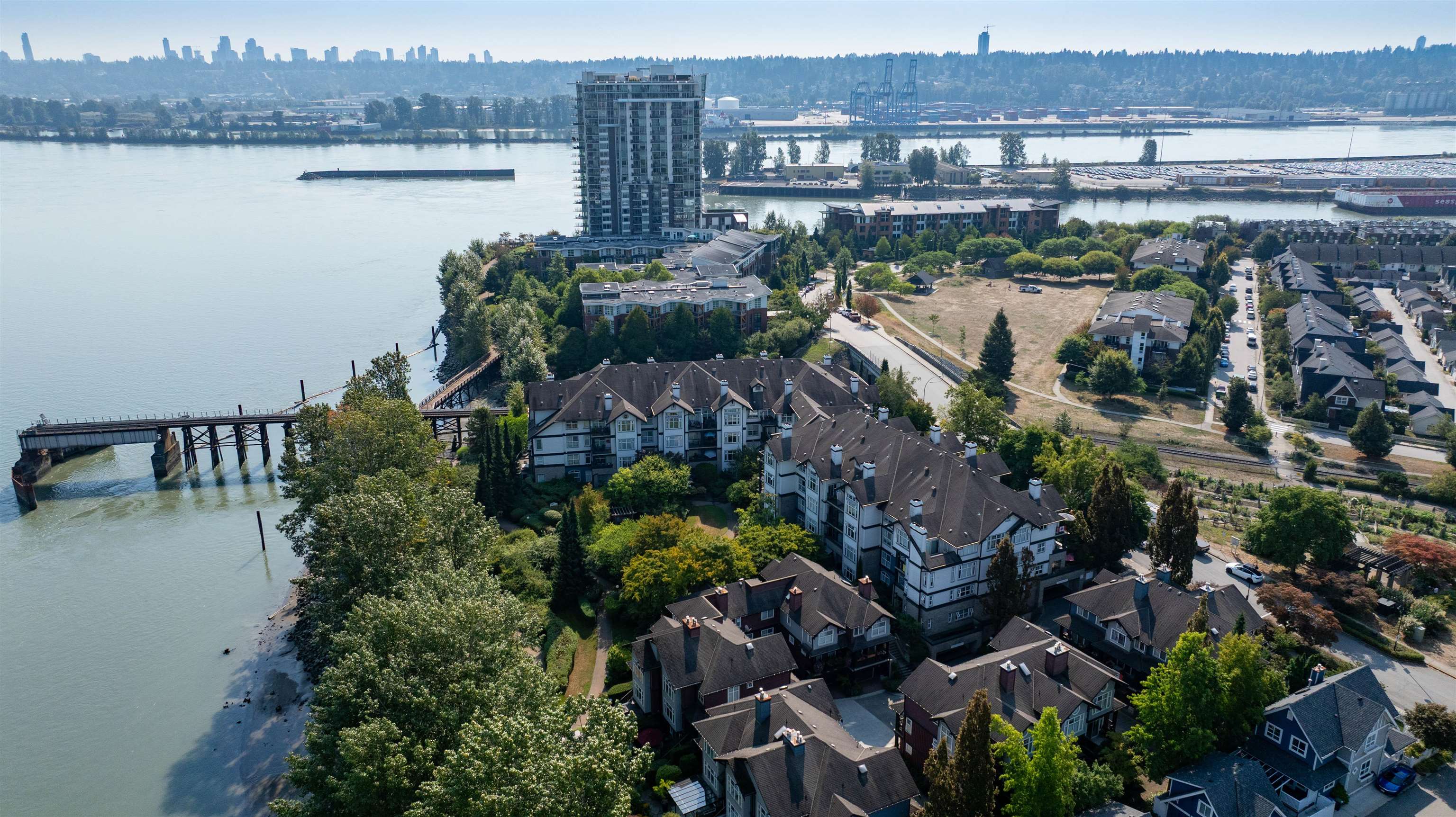 317 83 STAR CRESCENT, R3160018, BC,