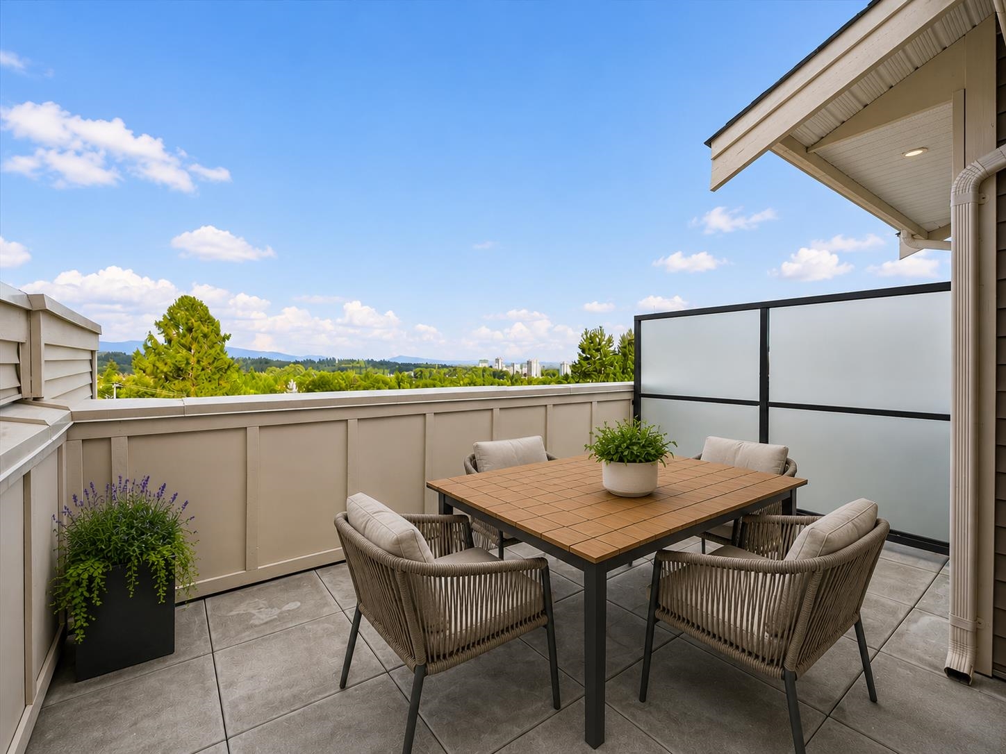 117 1301 BREWSTER DRIVE, R3160060, BC,