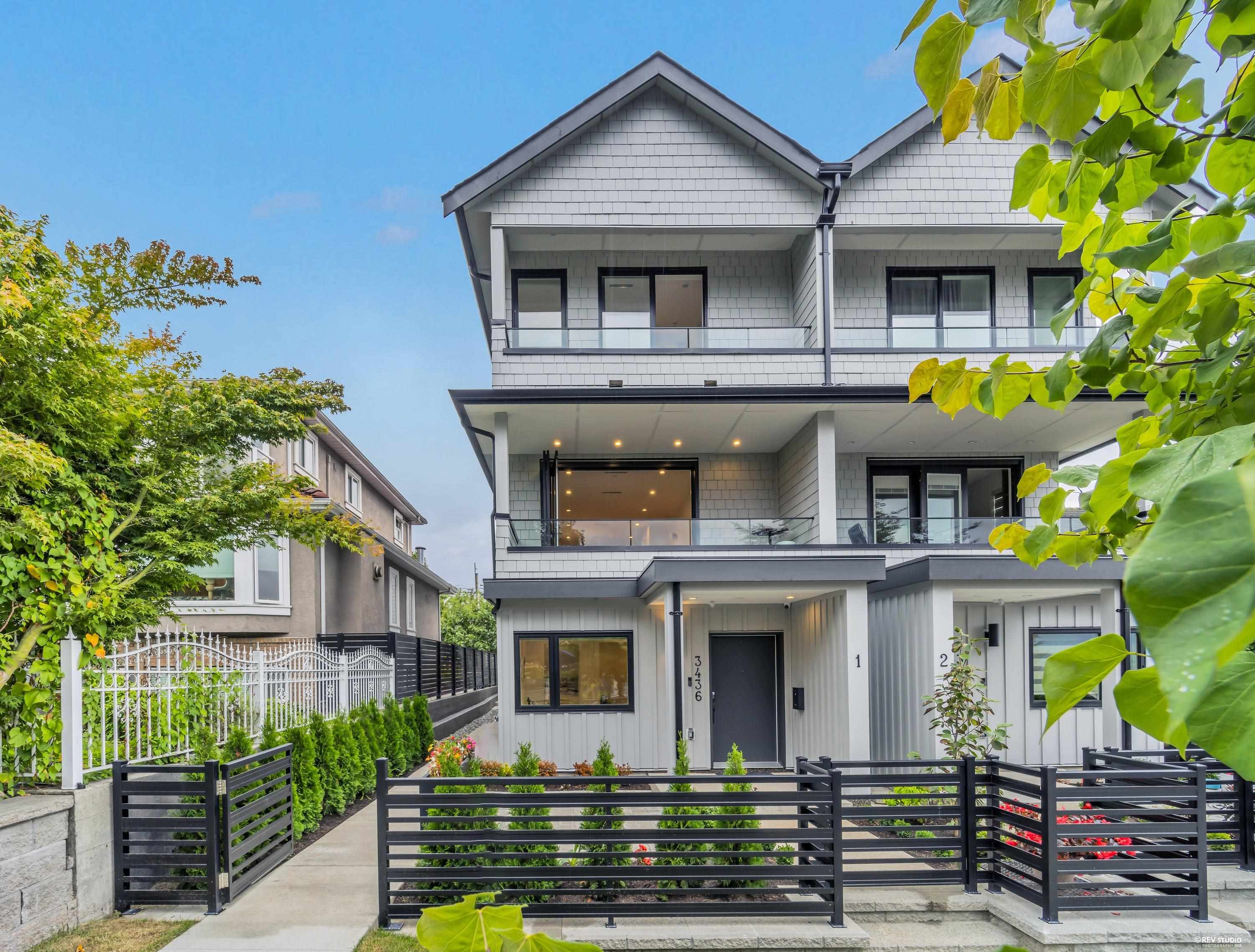 1 3436 TRIUMPH STREET, R3160071, BC,