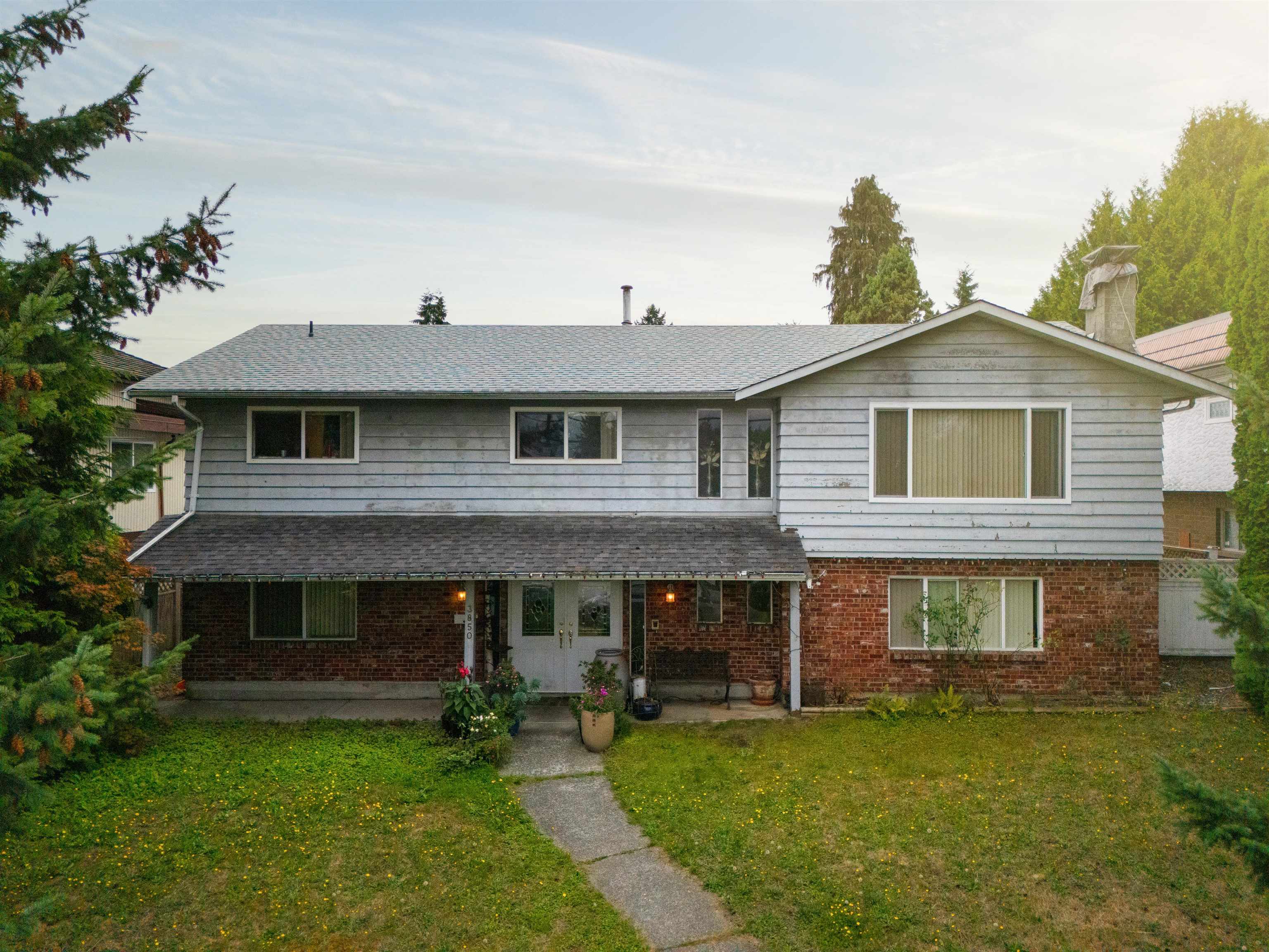 3850 MOSCROP STREET, Burnaby BC V5G 2C9, R3160181, BC,