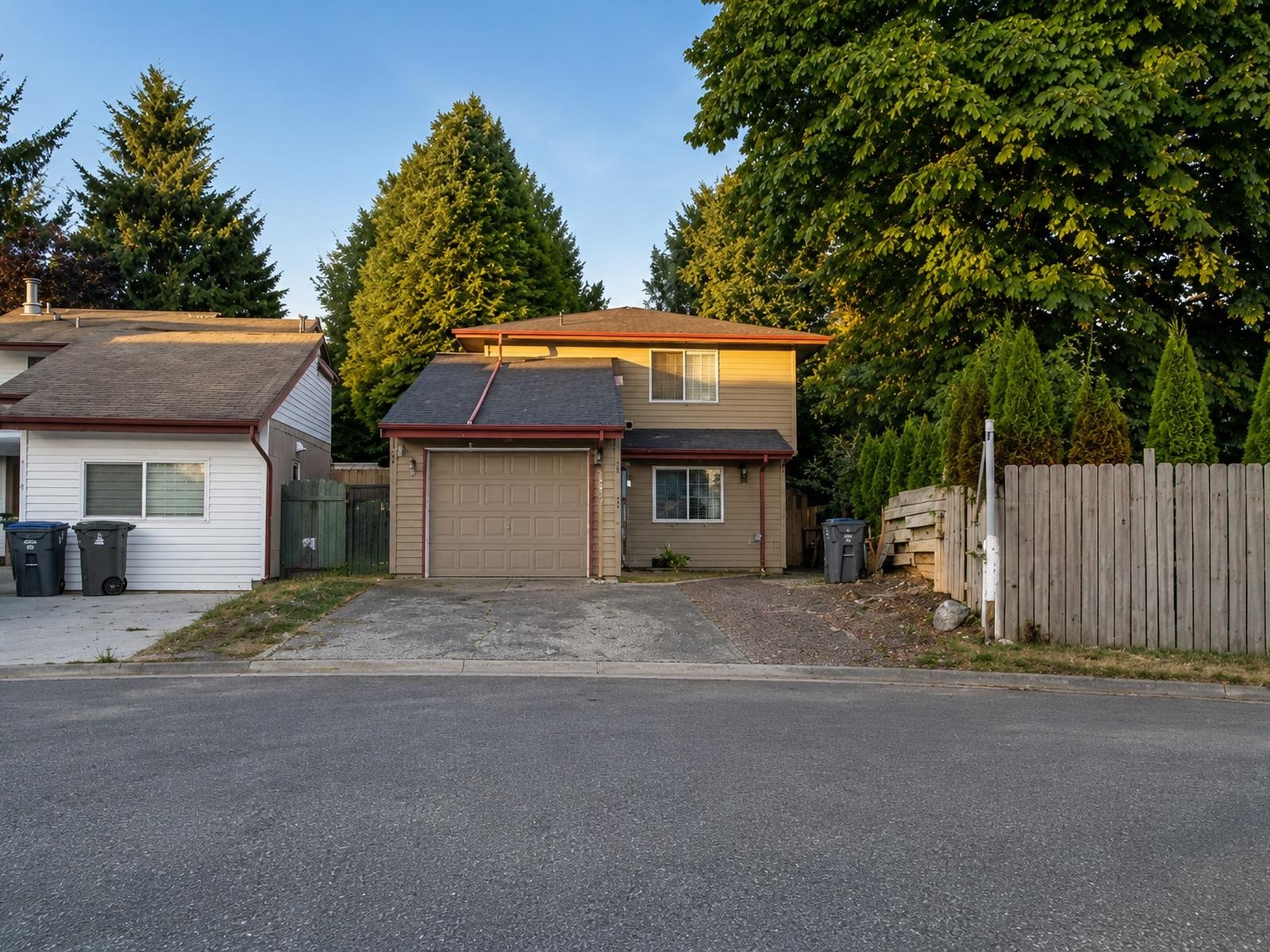 7366 128A STREET, Surrey BC V3W 7G9, R3160196, BC,