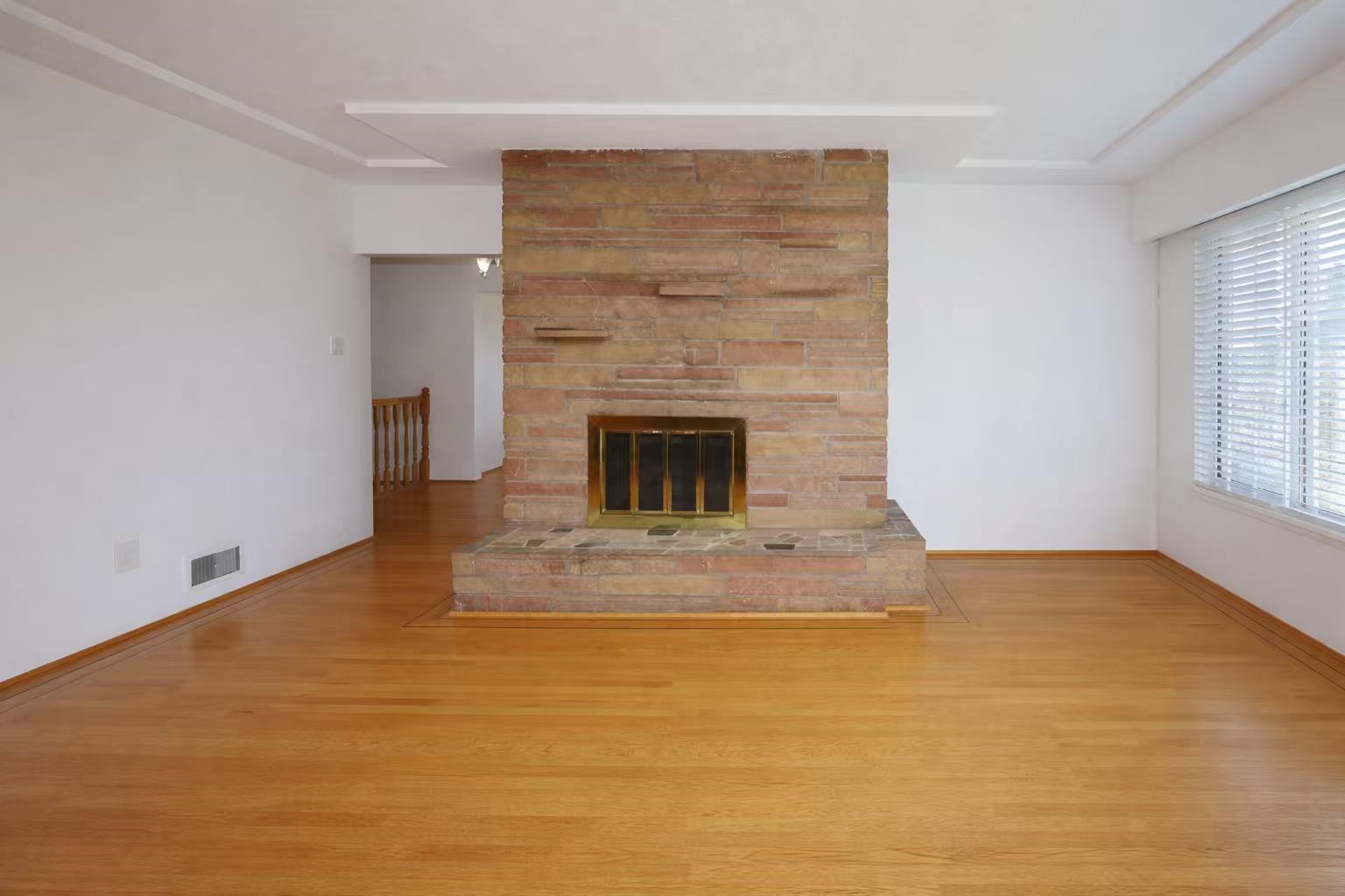 1563 E 59TH AVENUE, Vancouver BC V5P 2G8, R3160397, BC,