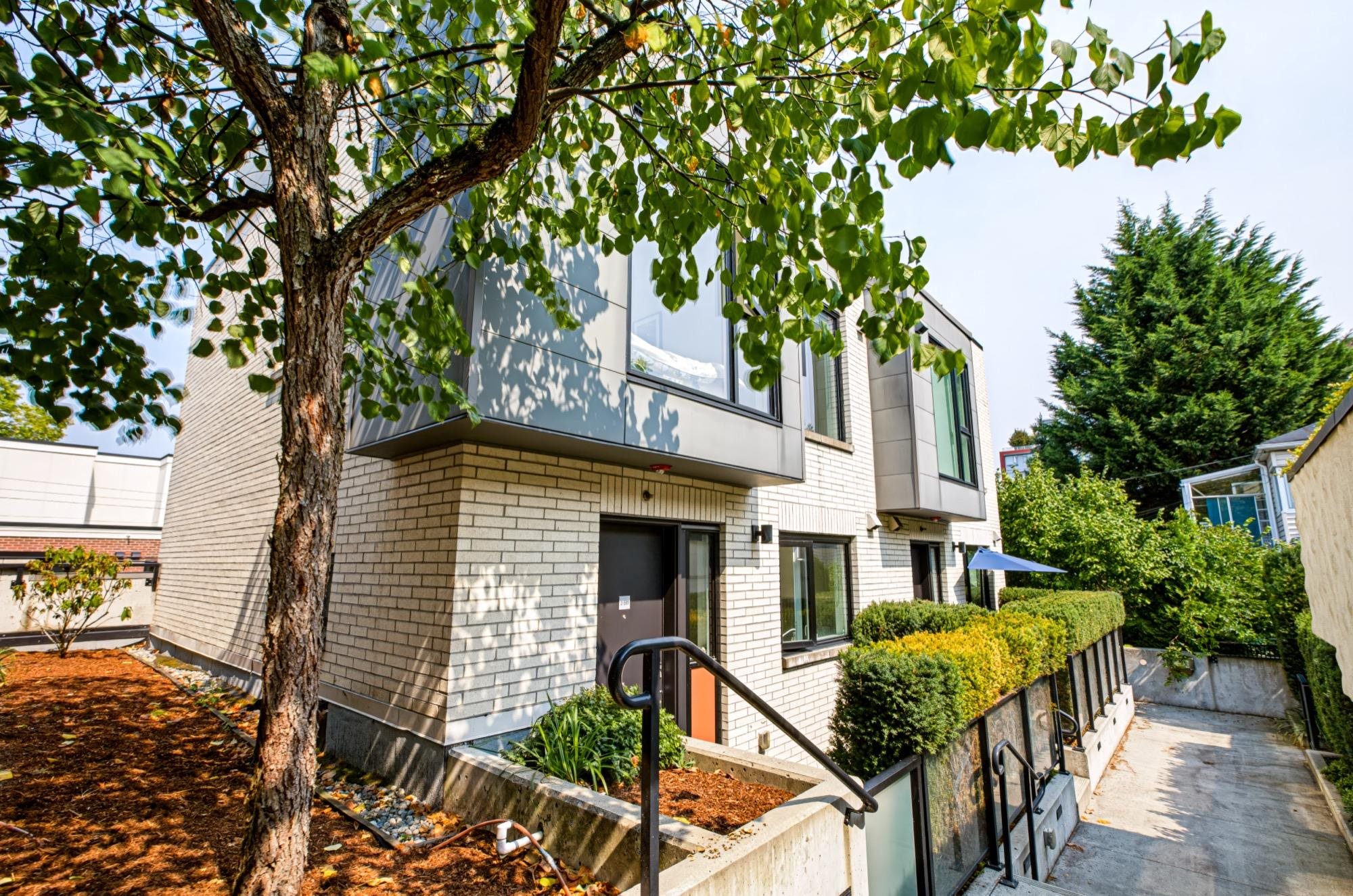 2 589 KING EDWARD AVENUE, R3160460, BC,