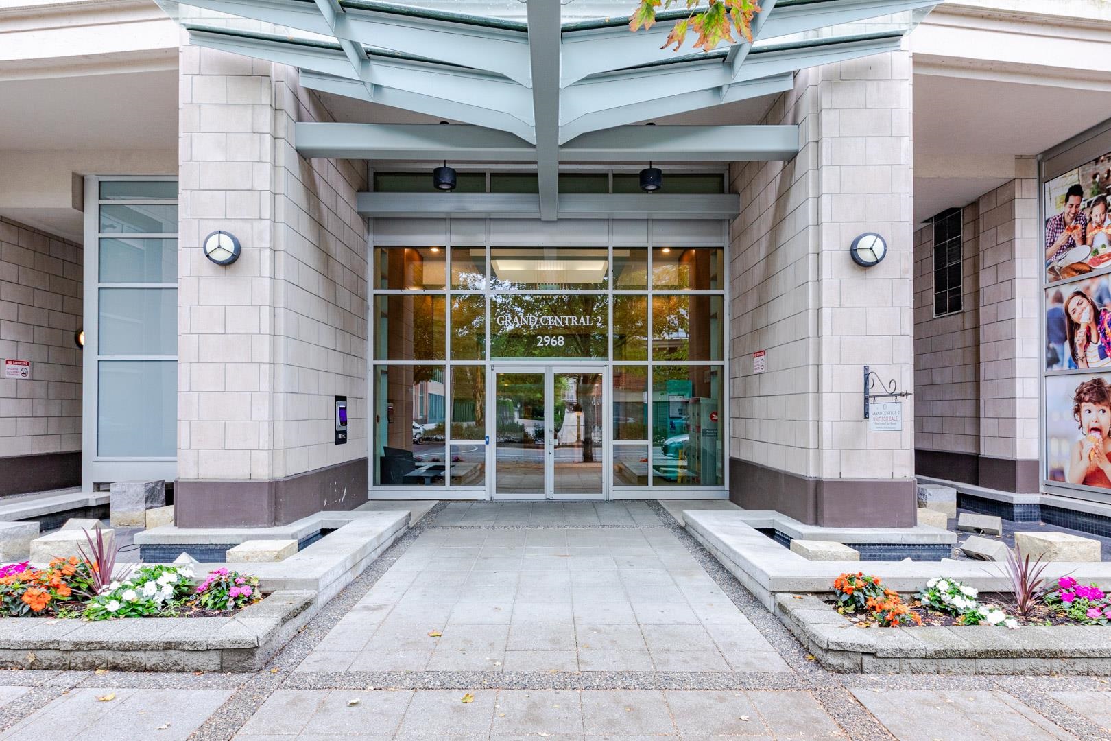 2707 2968 GLEN DRIVE, R3160533, BC,
