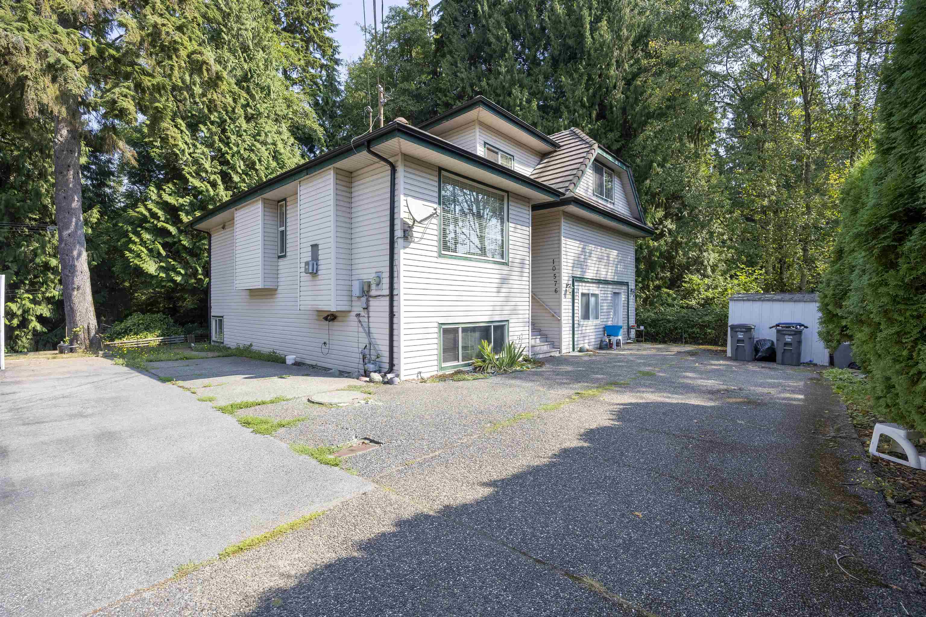 10576 154A STREET, Surrey BC V3R 4K1, R3160558, BC,