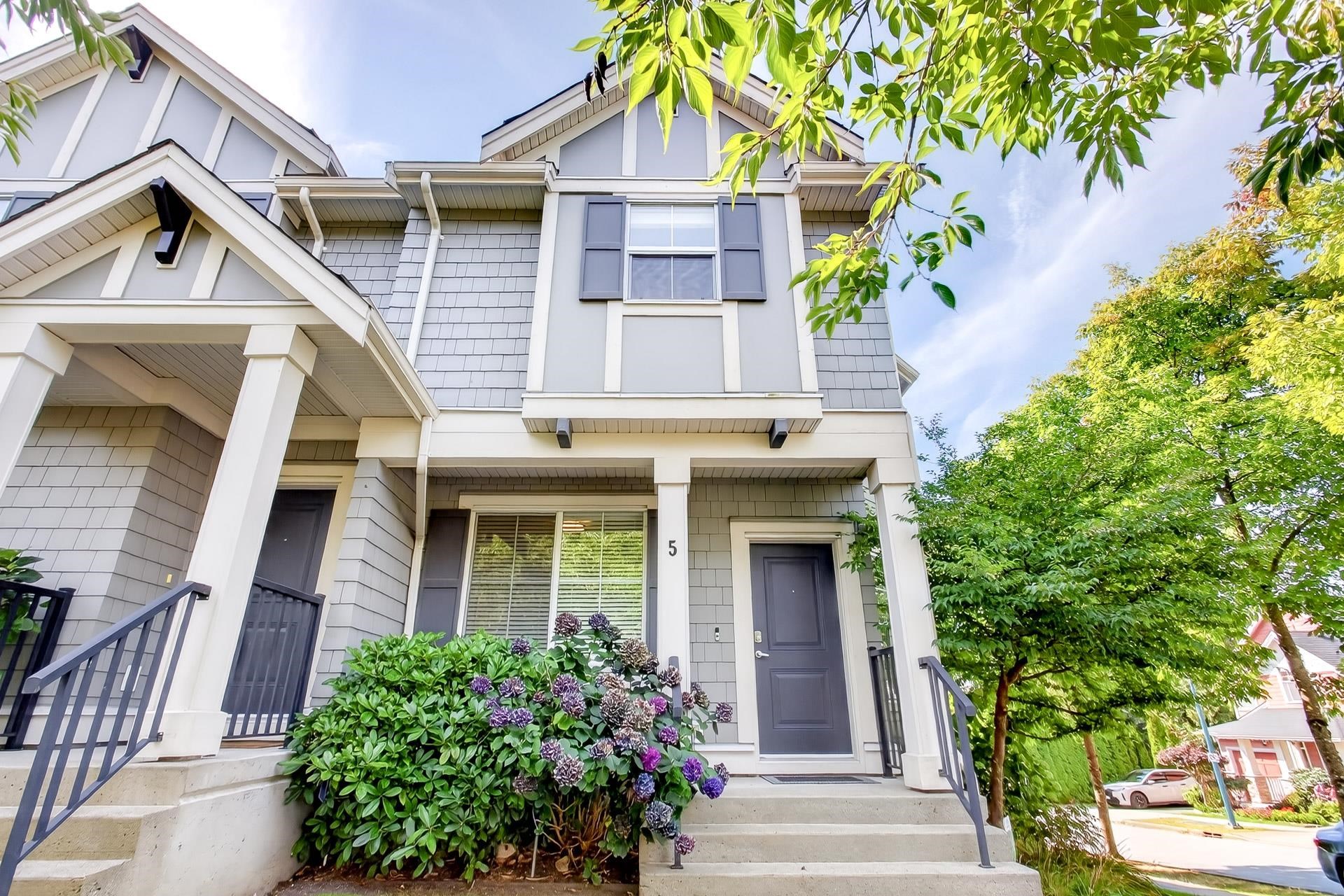 5 1395 MARGUERITE STREET, R3160587, BC,