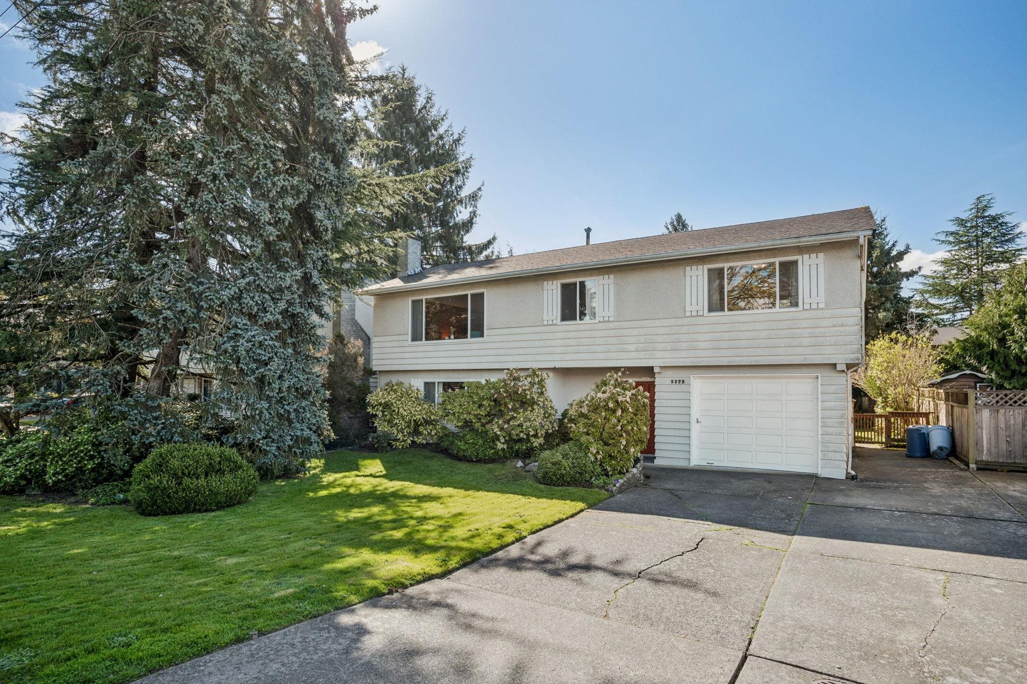 5392 MAPLE CRESCENT, Delta BC V4K 1G2, R3160588, BC,