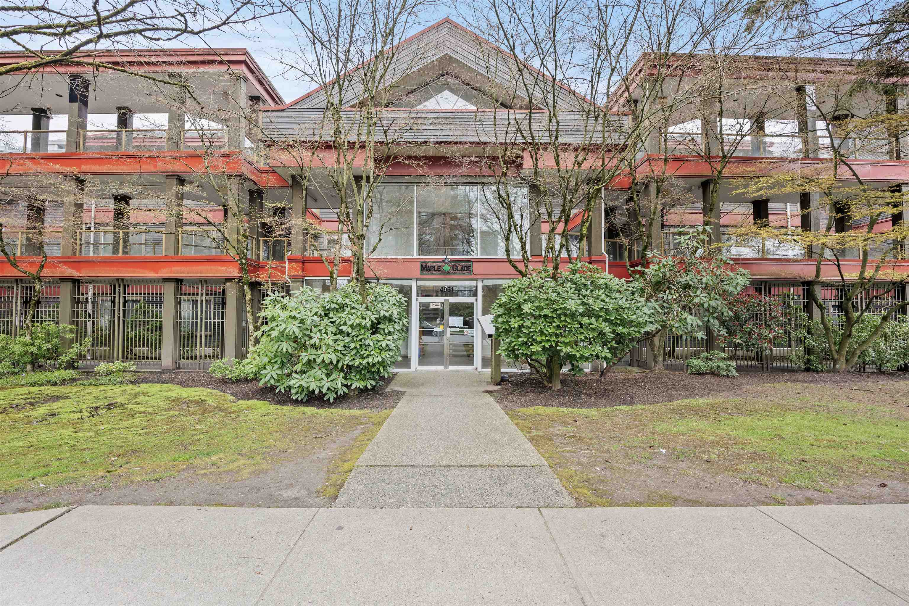 207 4951 SANDERS STREET, R3160594, BC,
