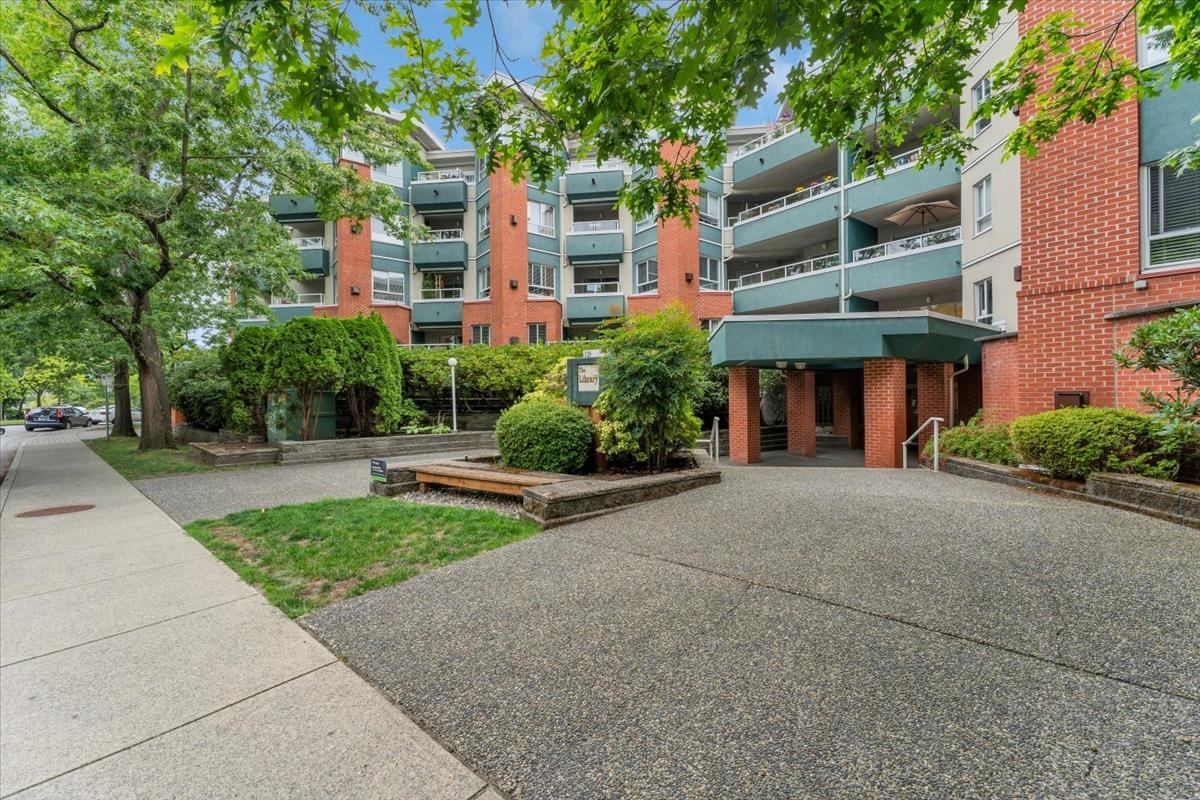 314 128 8TH STREET, R3160612, BC,