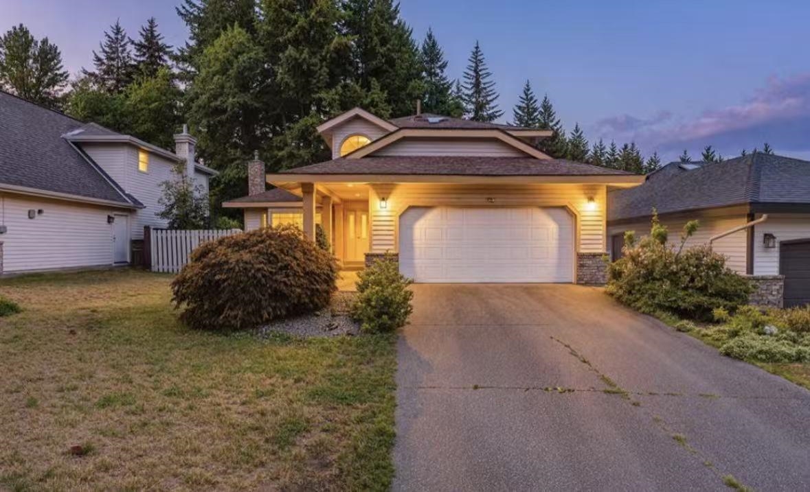 main and upper 1565 BRAMBLE LANE, R3160641, BC,
