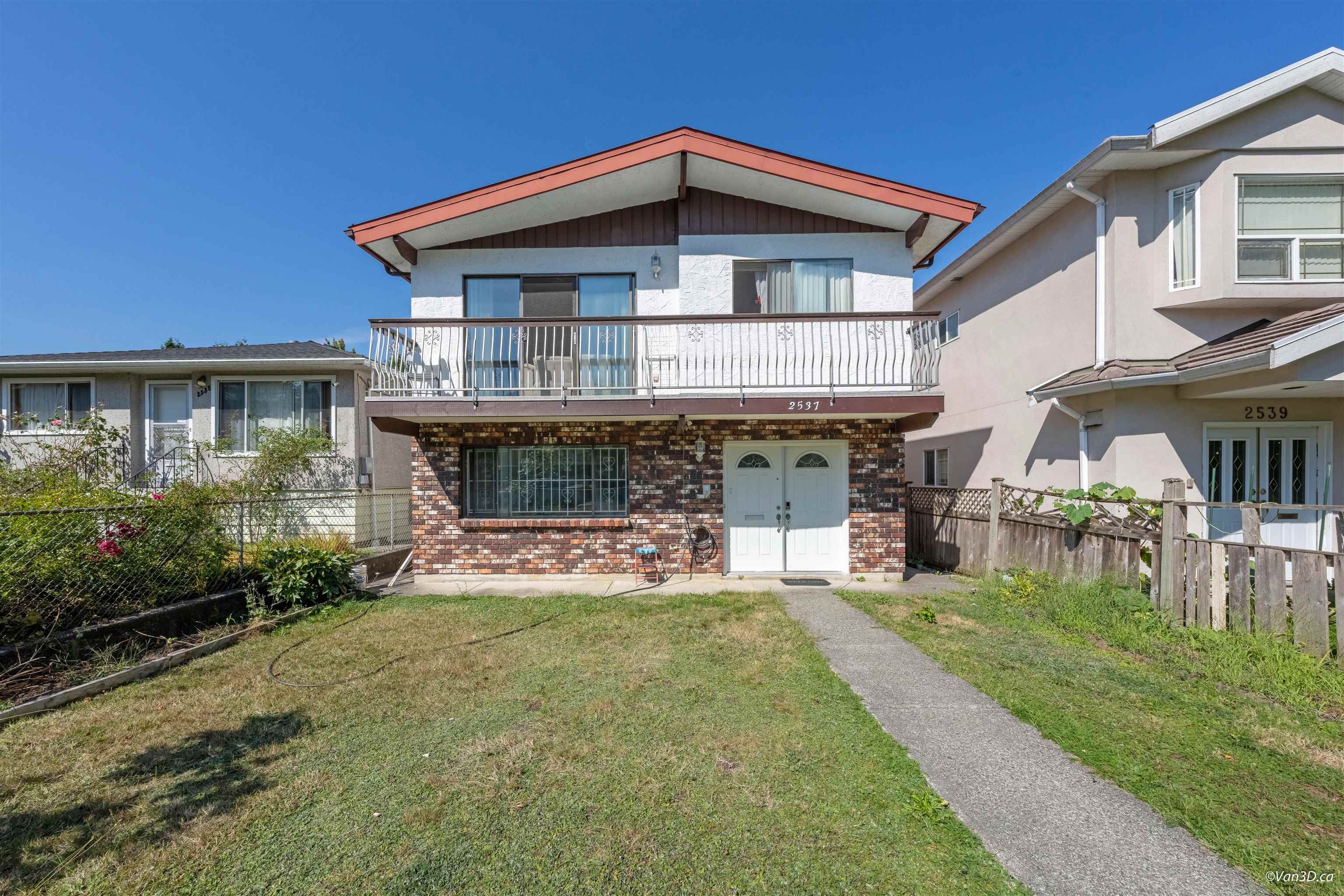 2537 E 27TH AVENUE, Vancouver BC V5R 1N2, R3160687, BC,