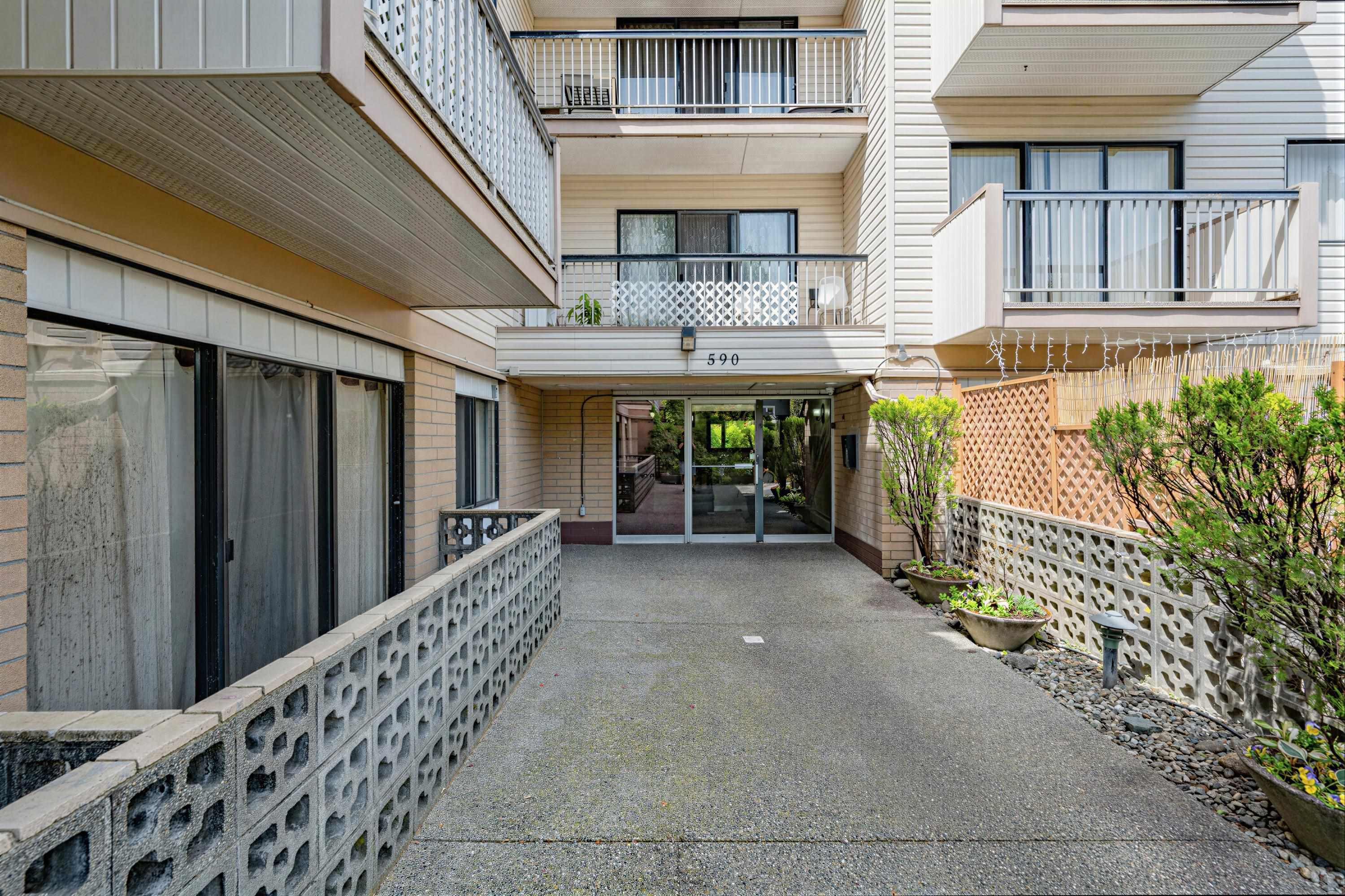 201 590 WHITING WAY, R3160813, BC,