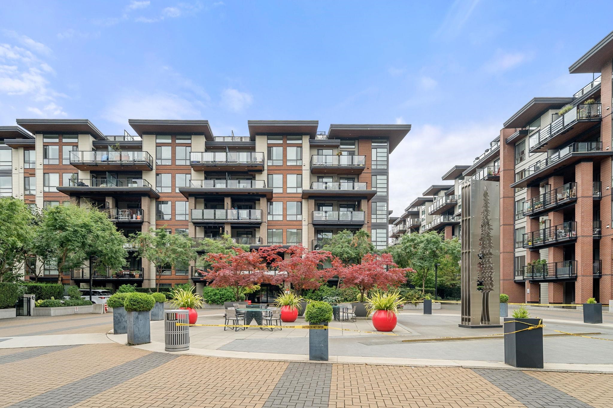 412 719 3RD STREET, R3160950, BC,