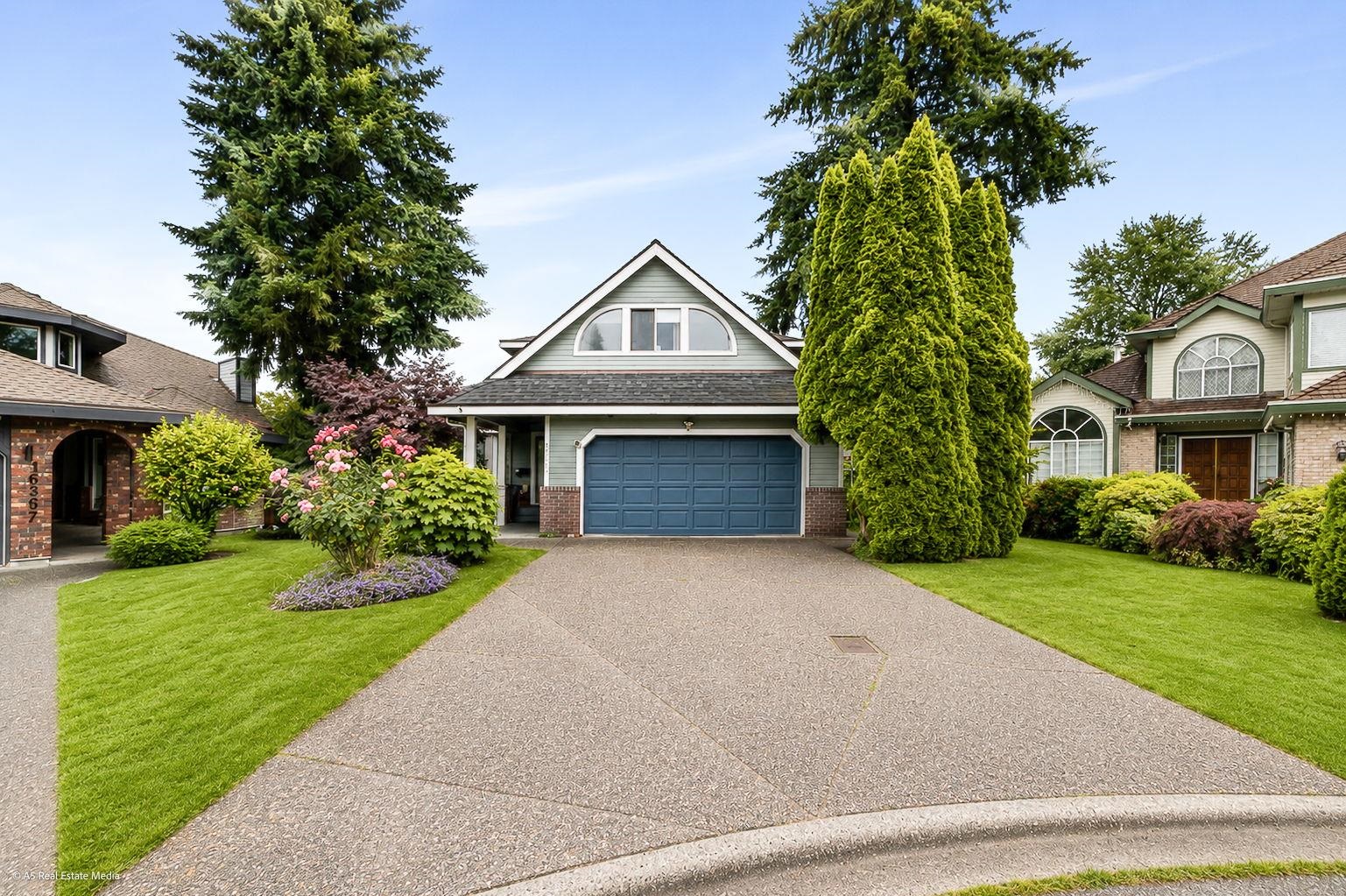 Upper 16375 MIDDLEGLEN PLACE, R3161073, BC,