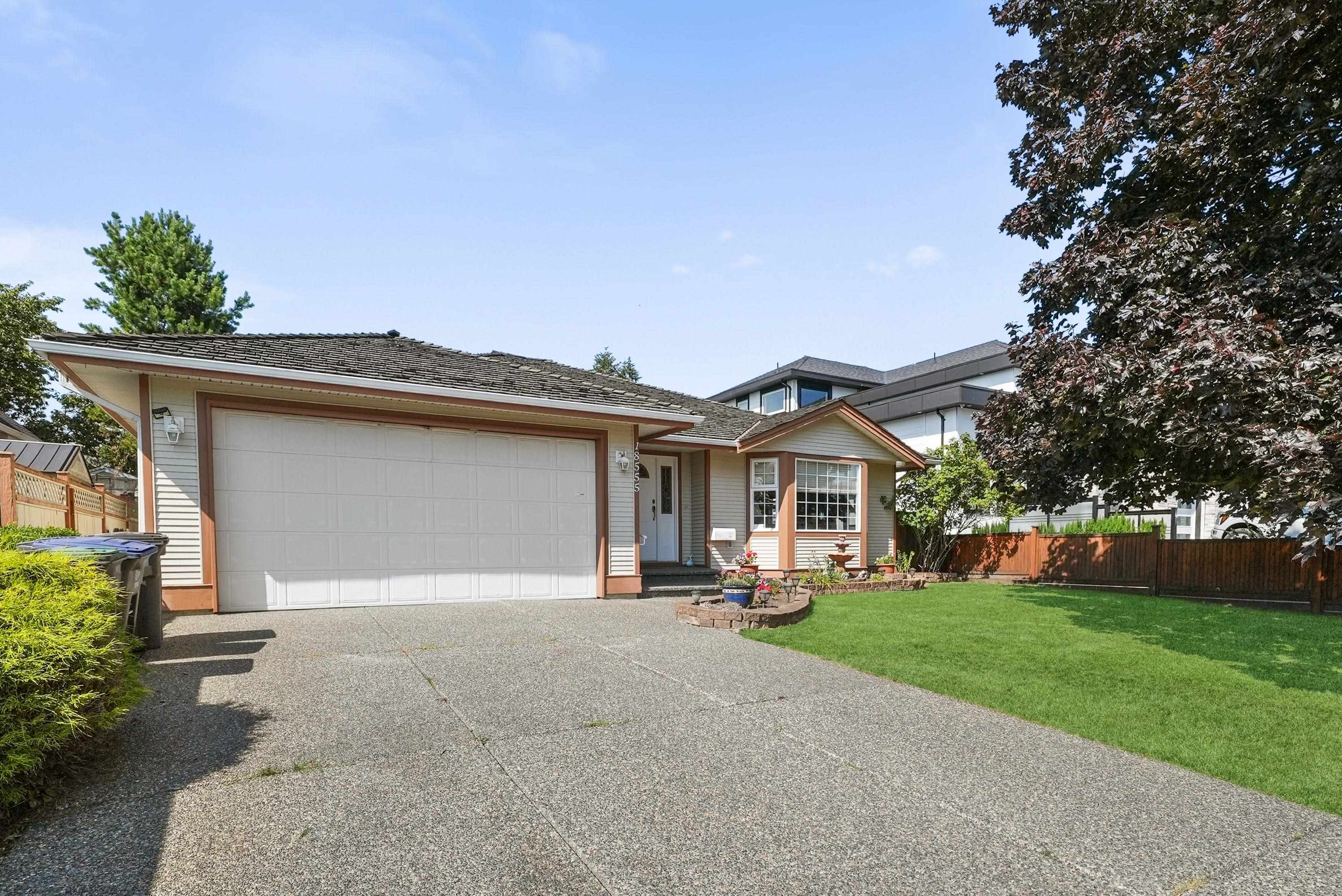 18555 57 AVENUE, Surrey BC V3S 7T1, R3161076, BC,