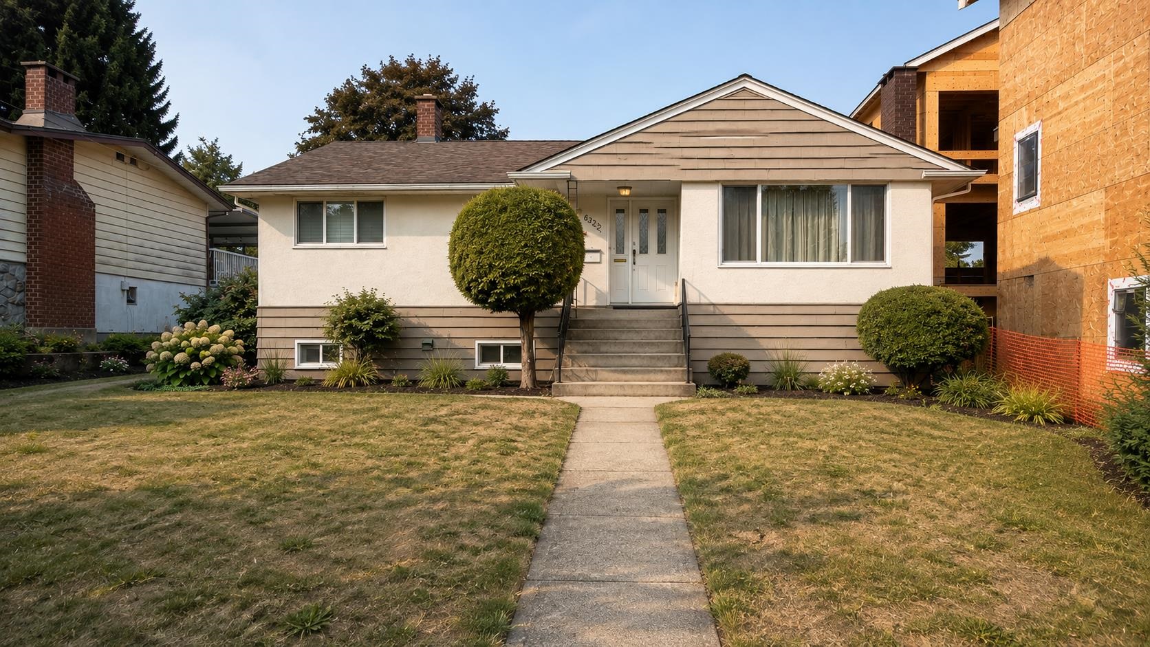 6325 NAPIER STREET, Burnaby BC V5B 2B9, R3161139, BC,