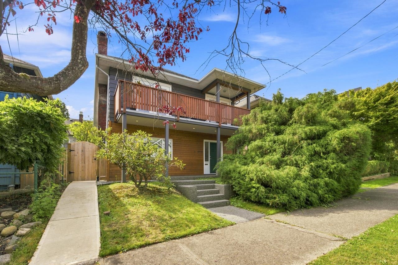 1970 ADANAC STREET, Vancouver BC V5L 2E4, R3161209, BC,