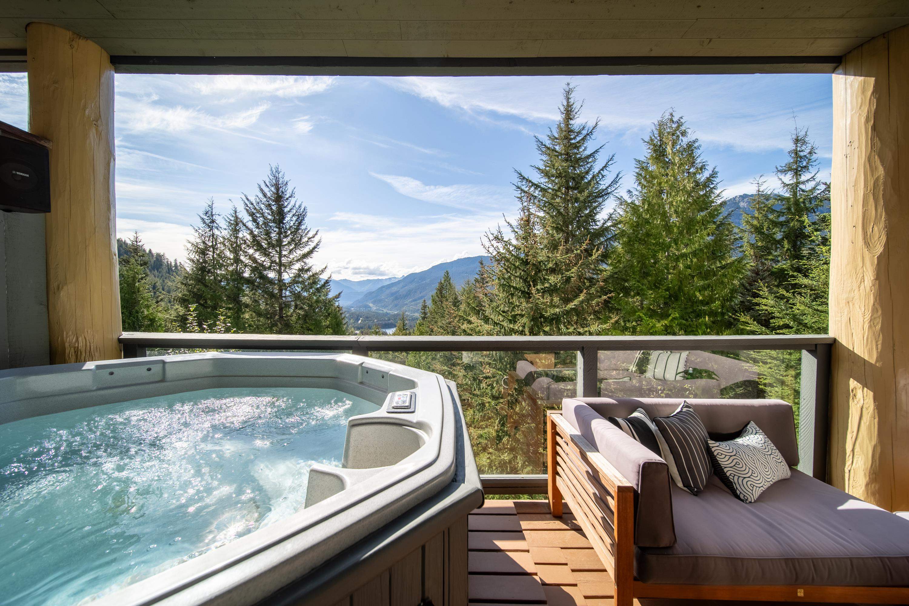 3 2269 NORDIC DRIVE, R3161230, BC,