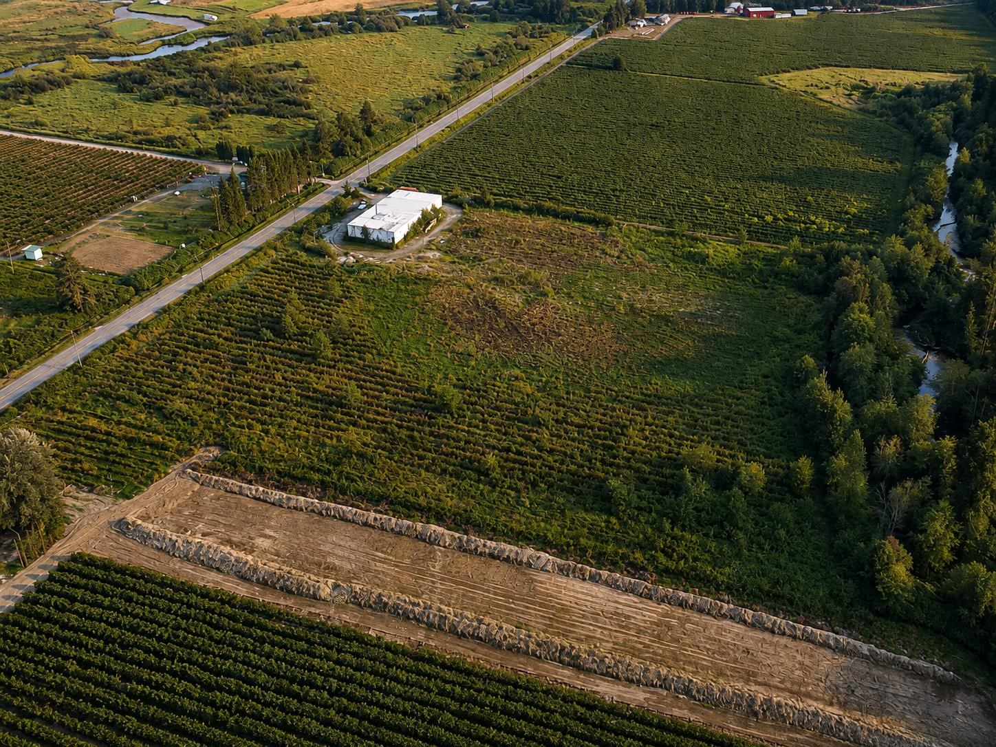 11185 FARMS ROAD, Mission BC V2V 4J1, R3161288, BC,