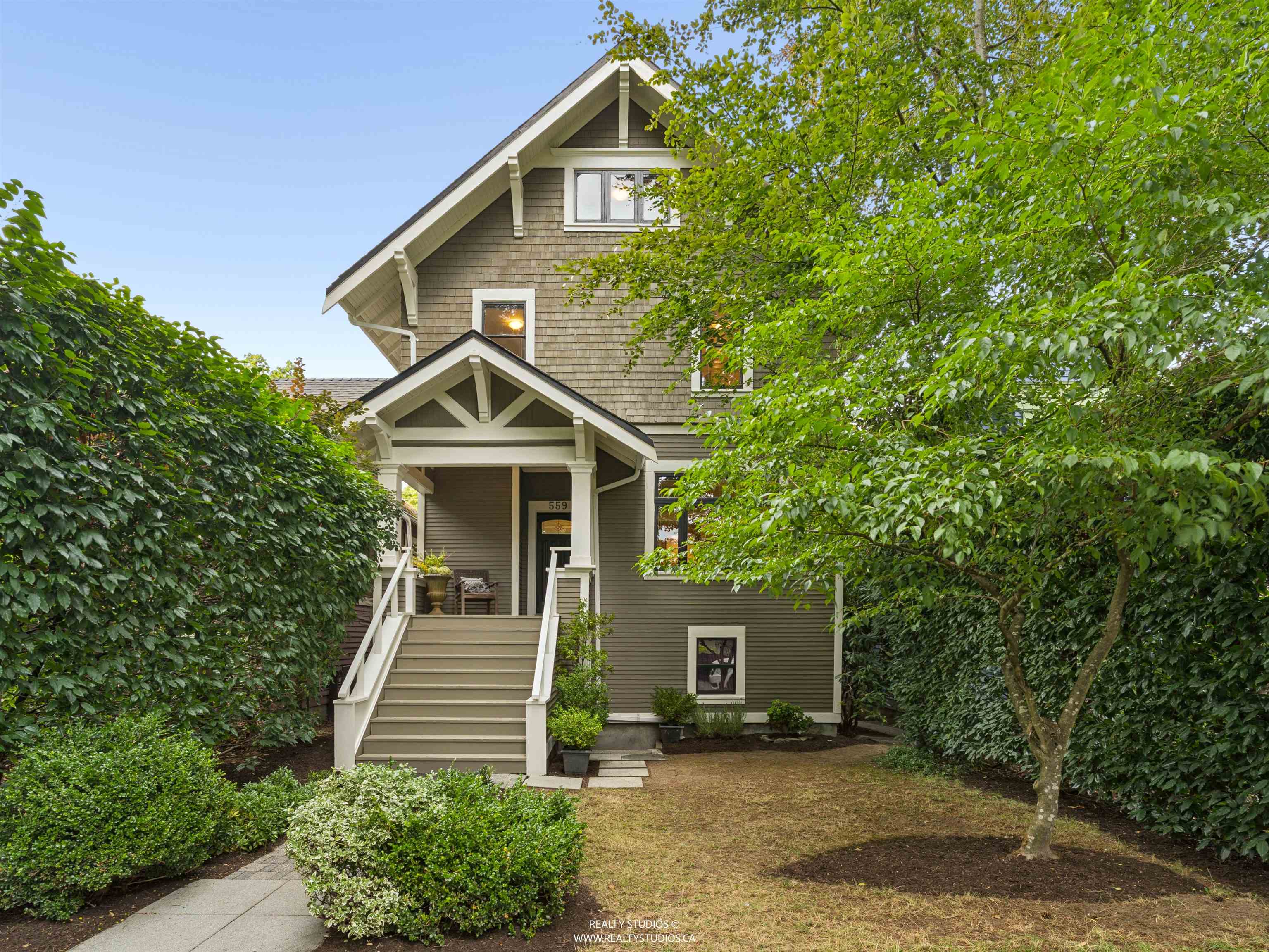 559 W 18TH AVENUE, Vancouver BC V5Z 1V7, R3161296, BC,