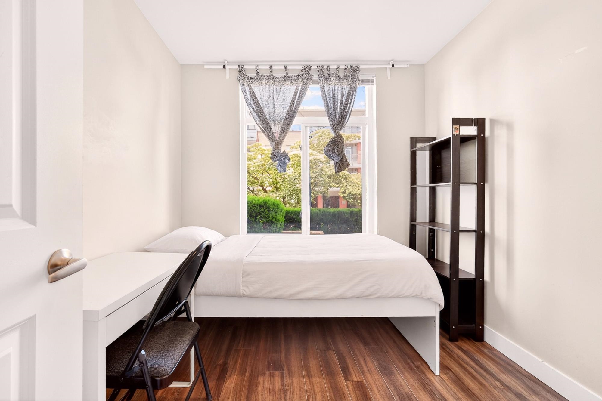 Third bedroom 5692 KINGS ROAD, R3161351, BC,