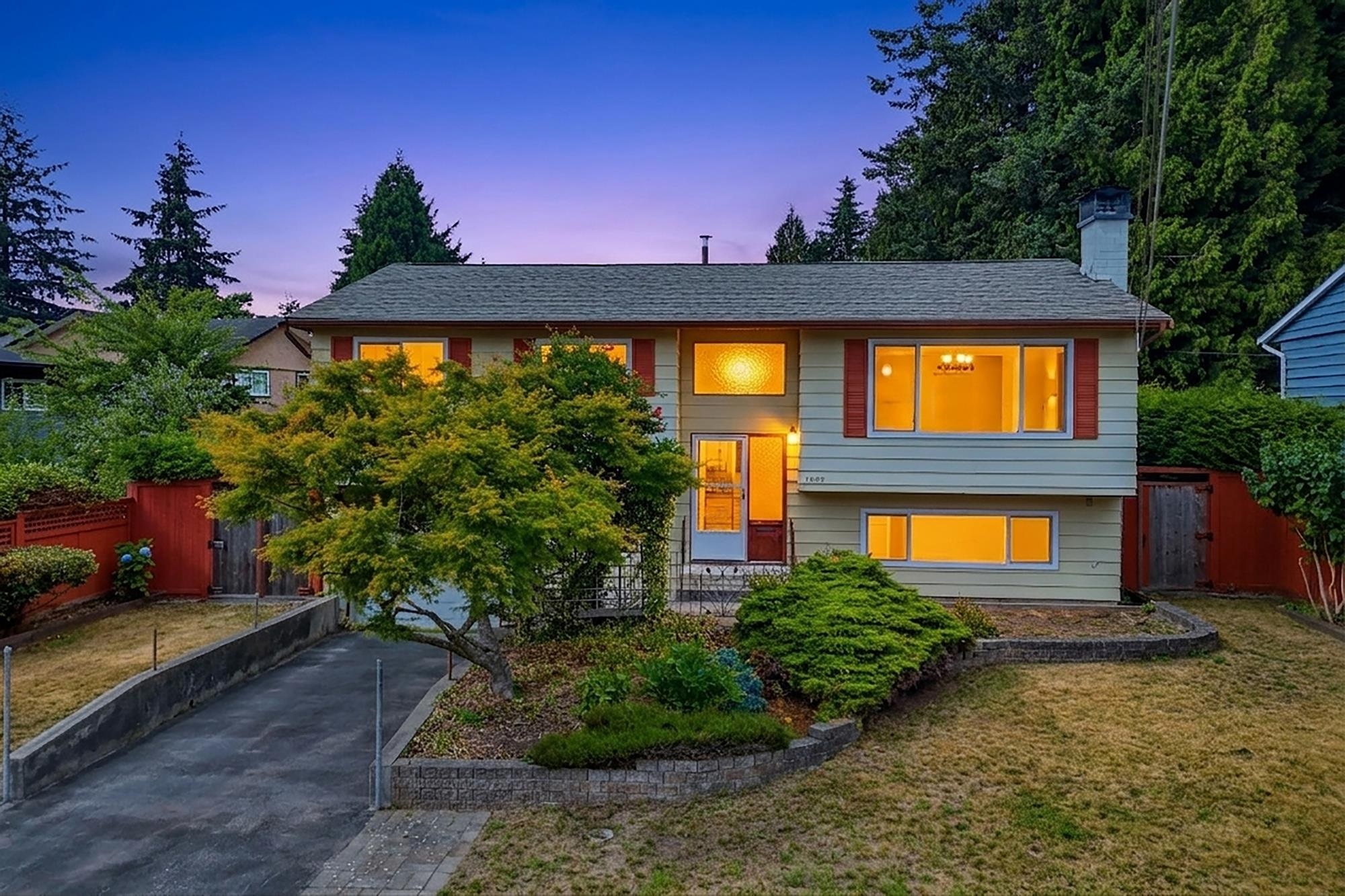 11411 78 AVENUE, Delta BC V4C 1P1, R3161421, BC,