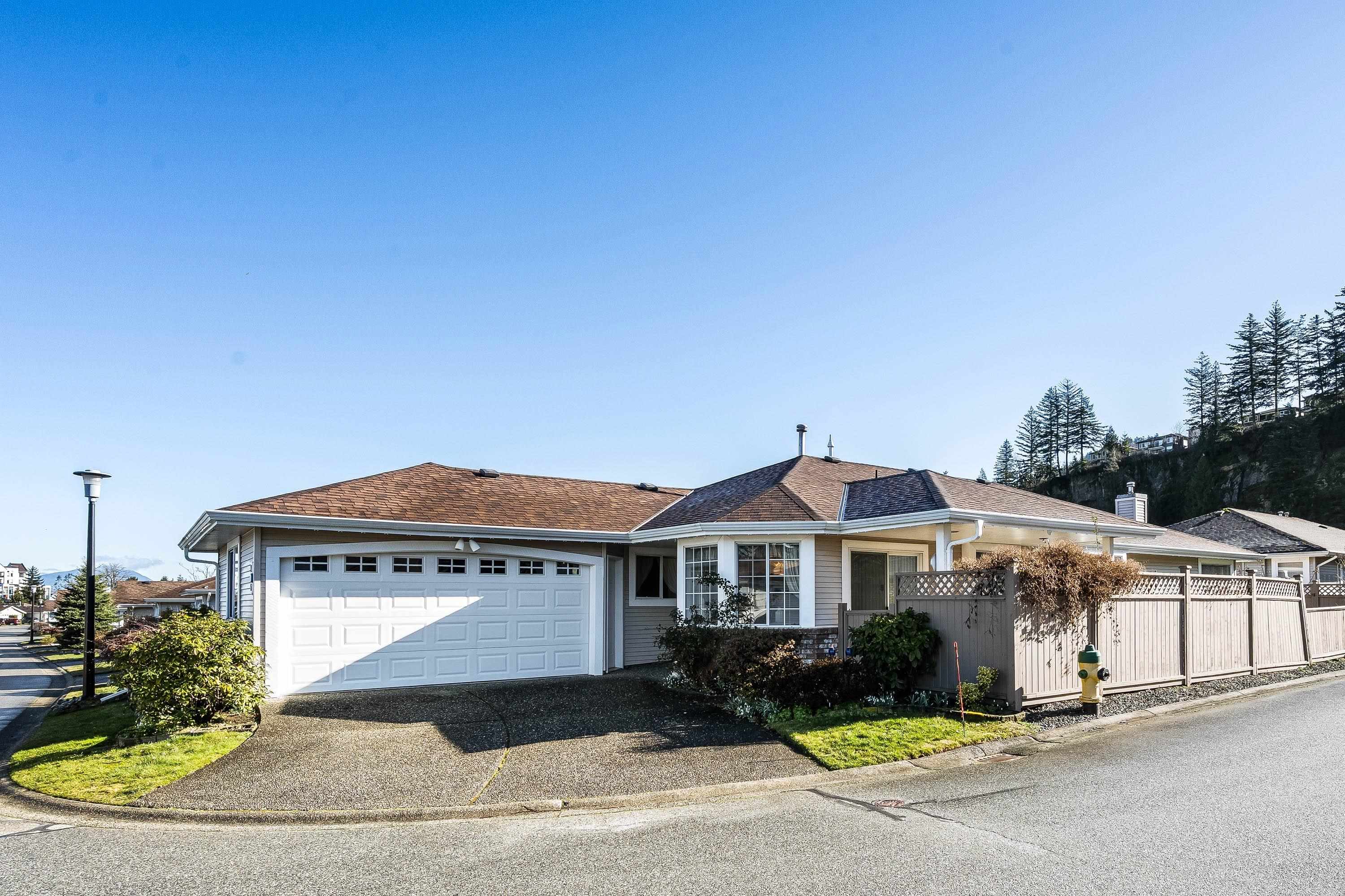 215 6001 PROMONTORY ROAD, R3161466, BC,