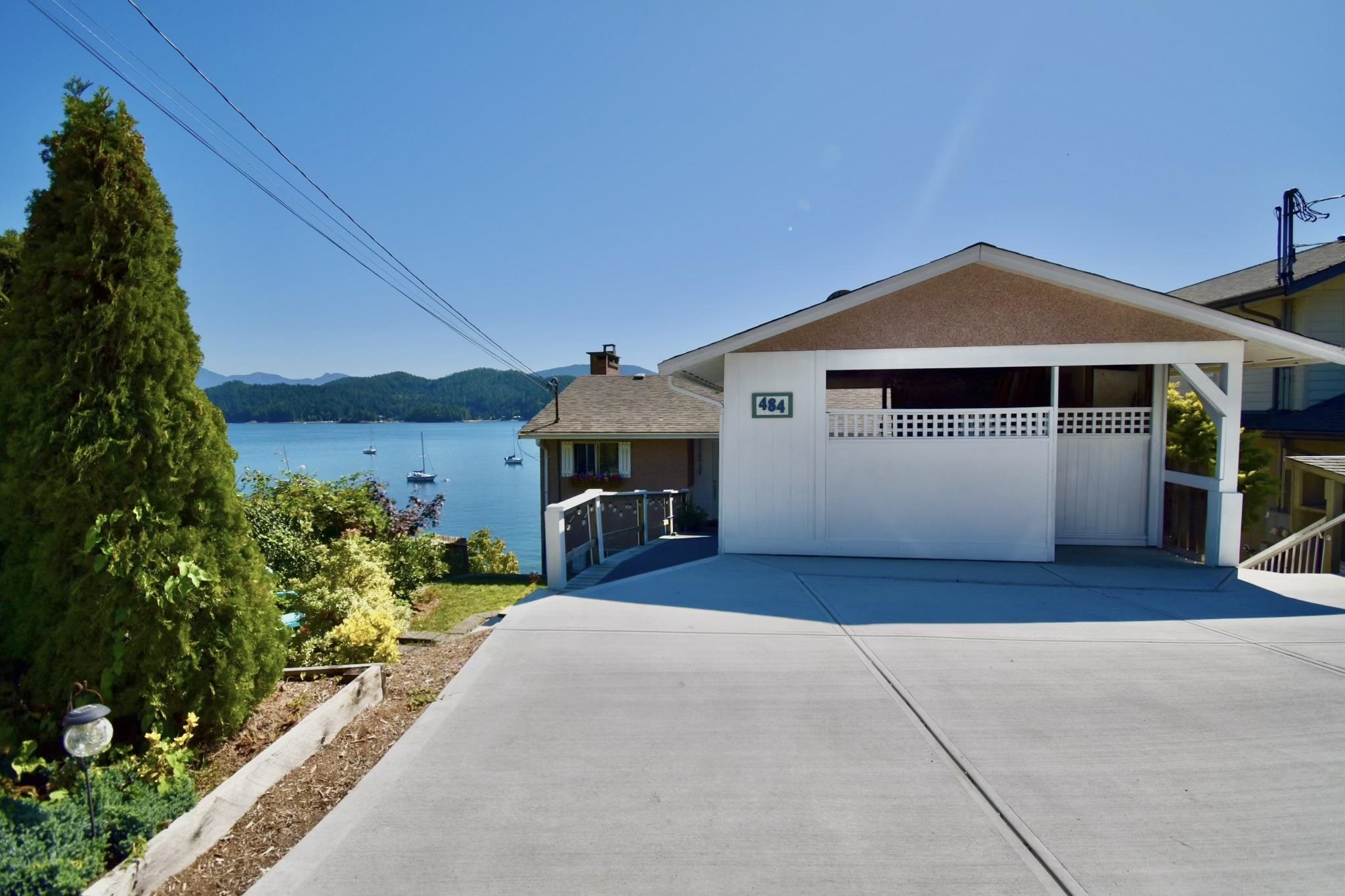 484 MARINE DRIVE, Gibsons BC V0N 1V0, R3161505, BC,