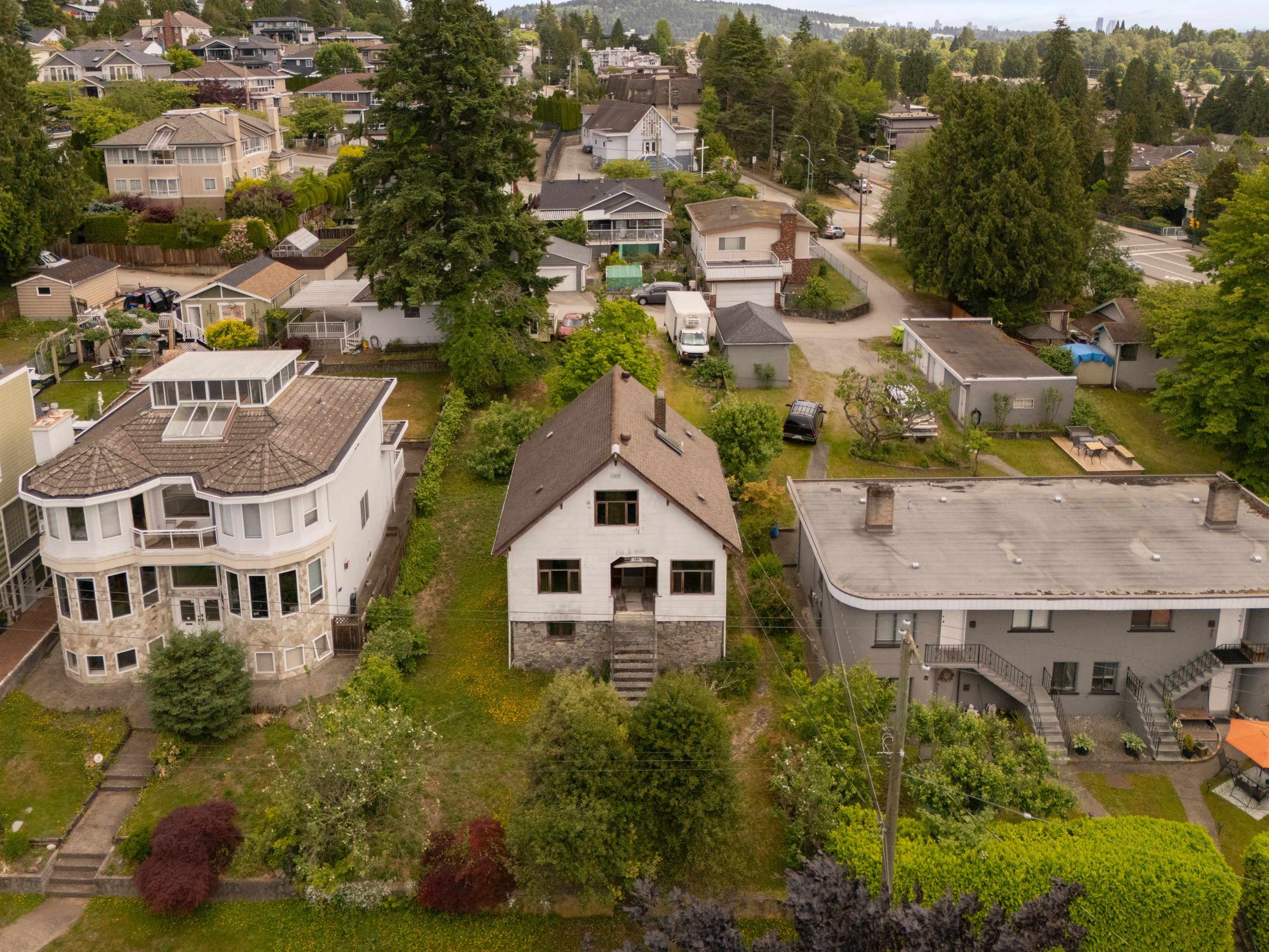 380 DELTA AVENUE, Burnaby BC V5B 3C5, R3161613, BC,