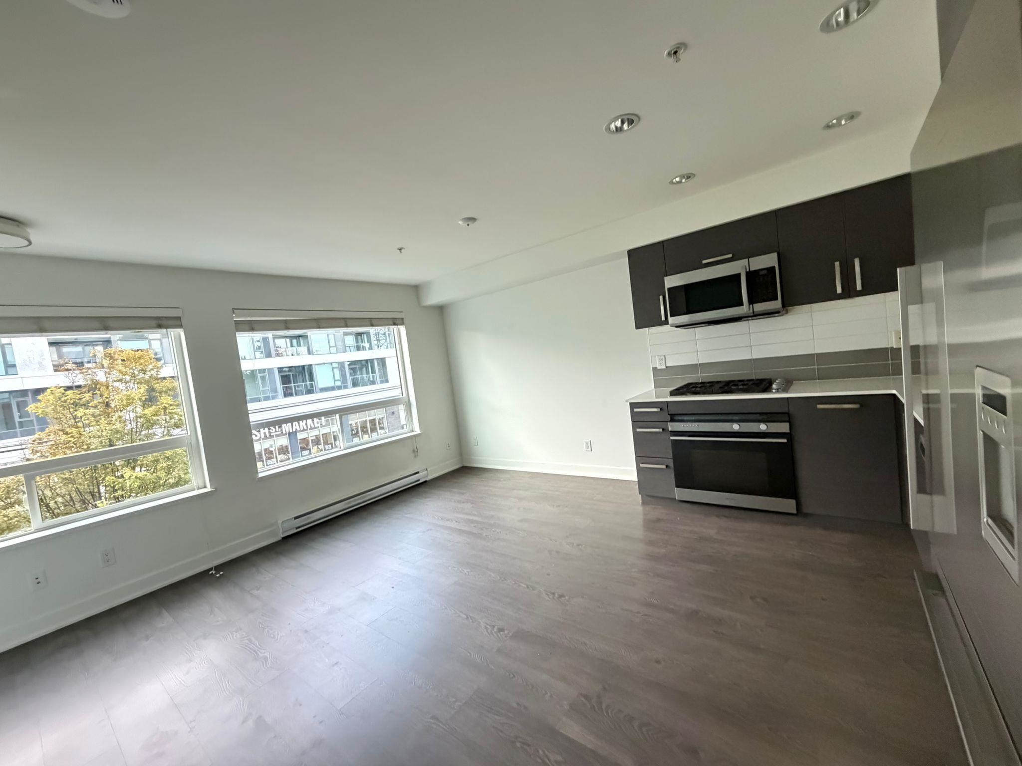 2** 2858 W 4TH AVENUE, R3161675, BC,