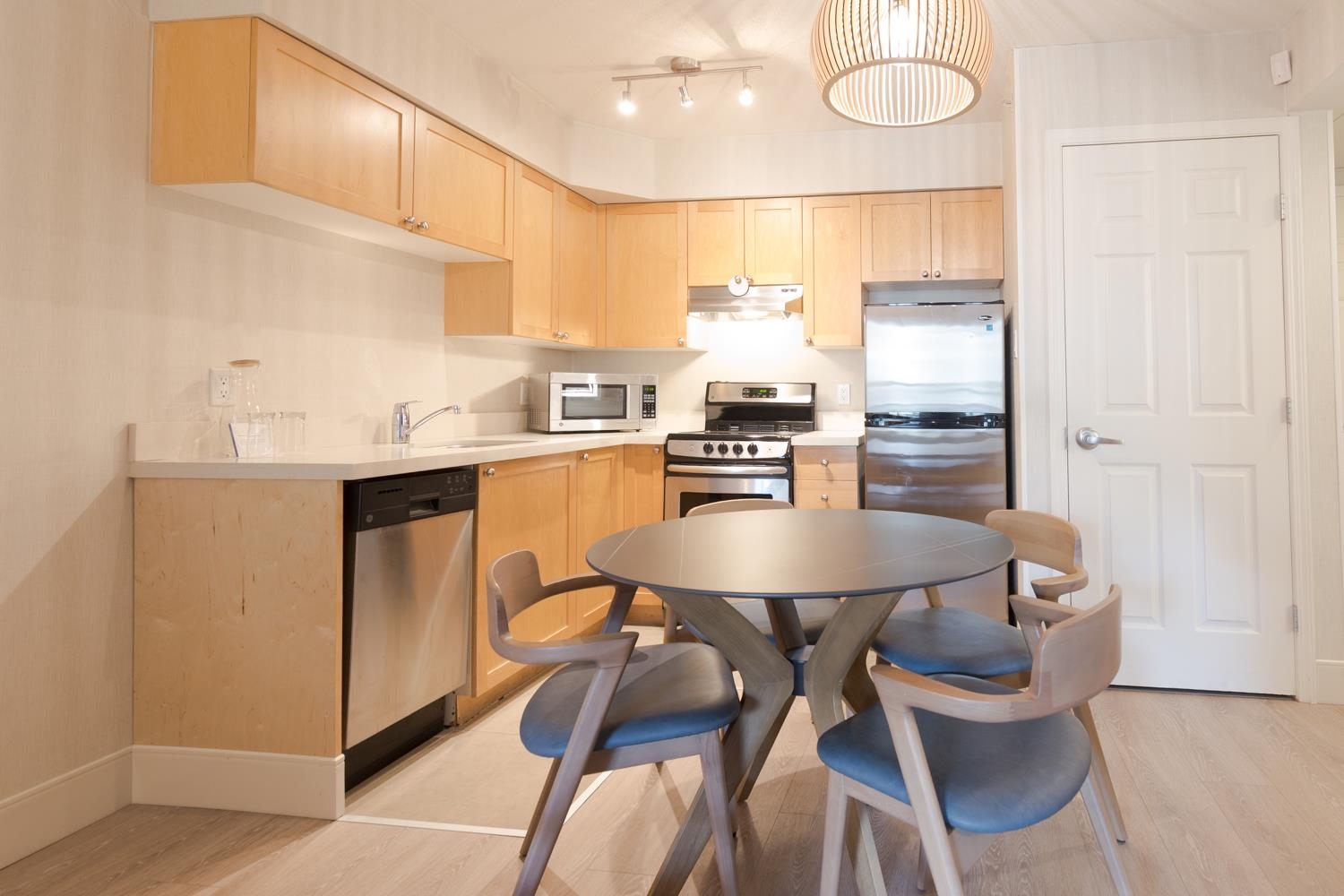 2236 4308 MAIN STREET, R3161788, BC,
