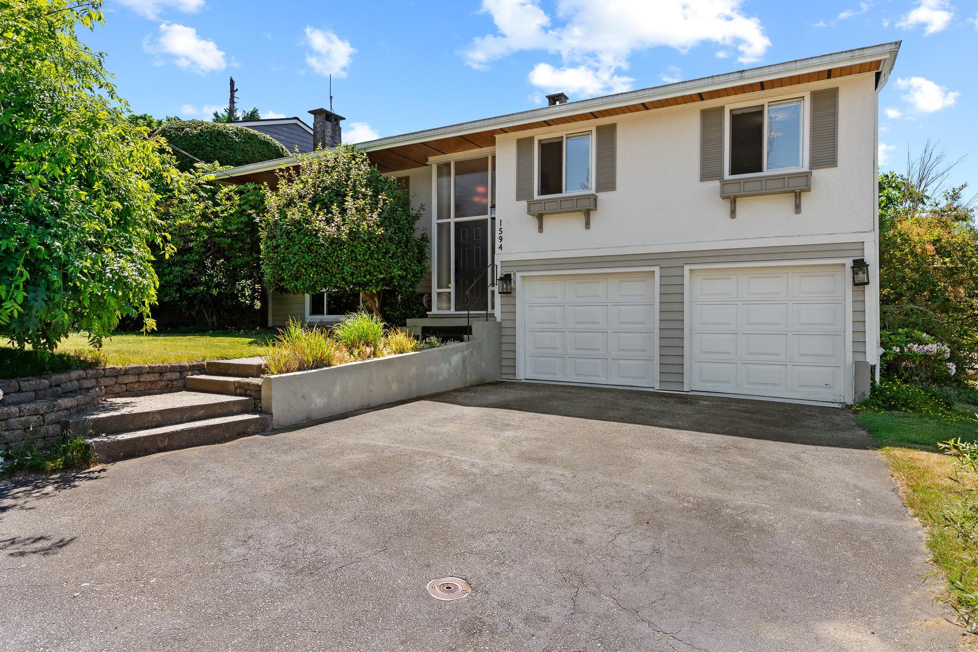 MLS® listing #R3161801 for sale located at 1594 ELINOR CRESCENT, Port Coquitlam BC V3C 2Y9