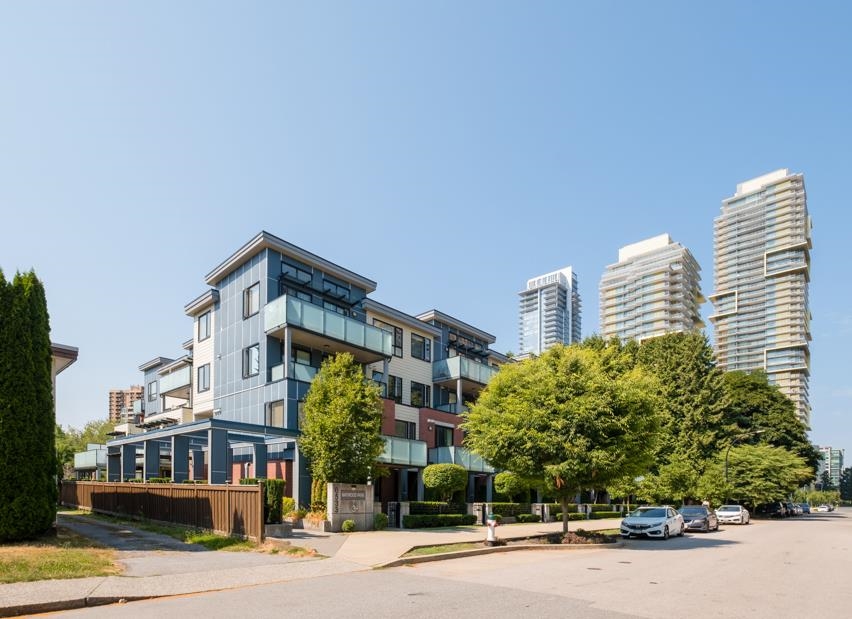 211 6533 MCKAY AVENUE, R3161853, BC,