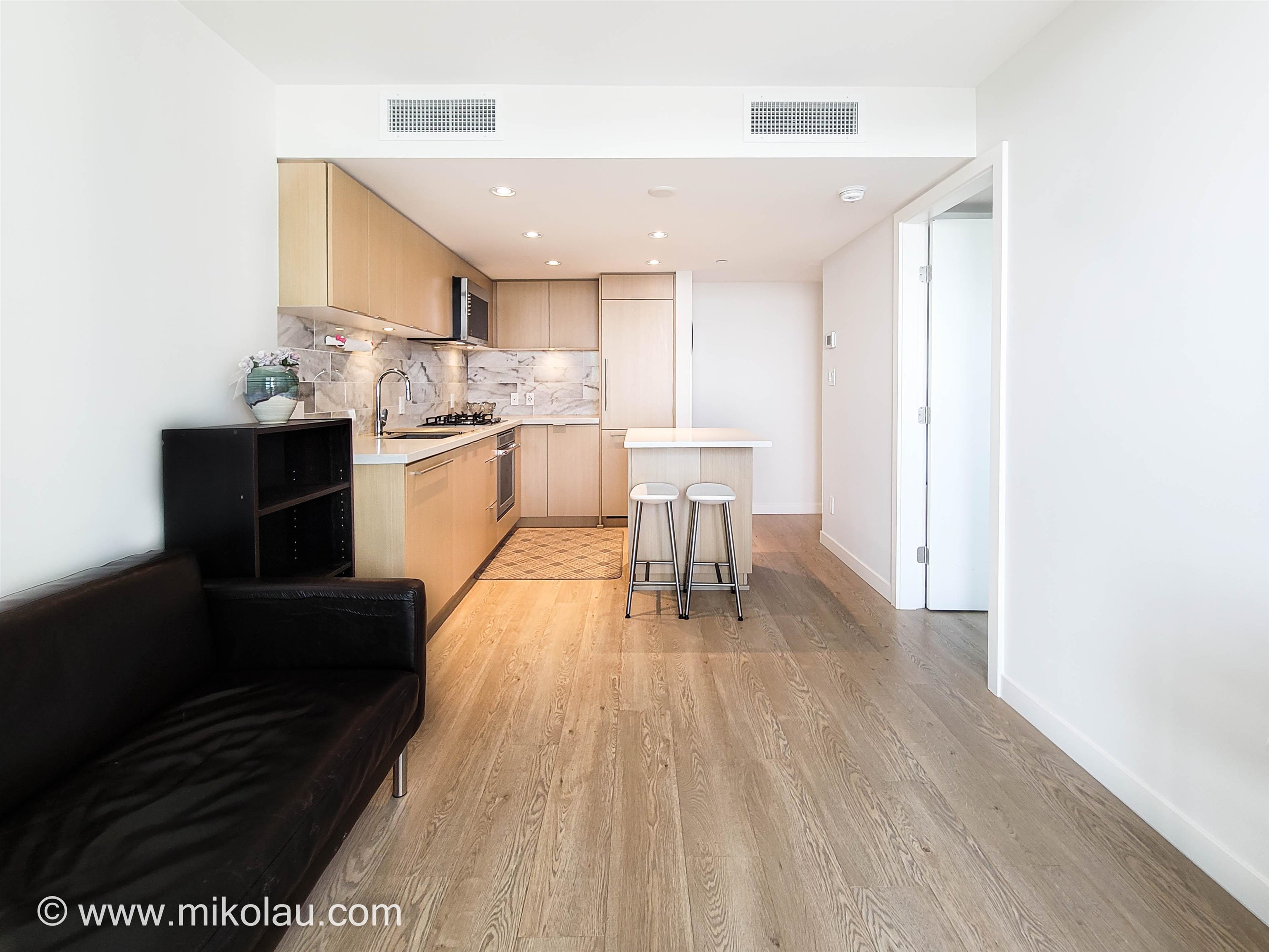 17XX 8189 CAMBIE STREET, Vancouver BC V6P 0G6, R3161915, BC,