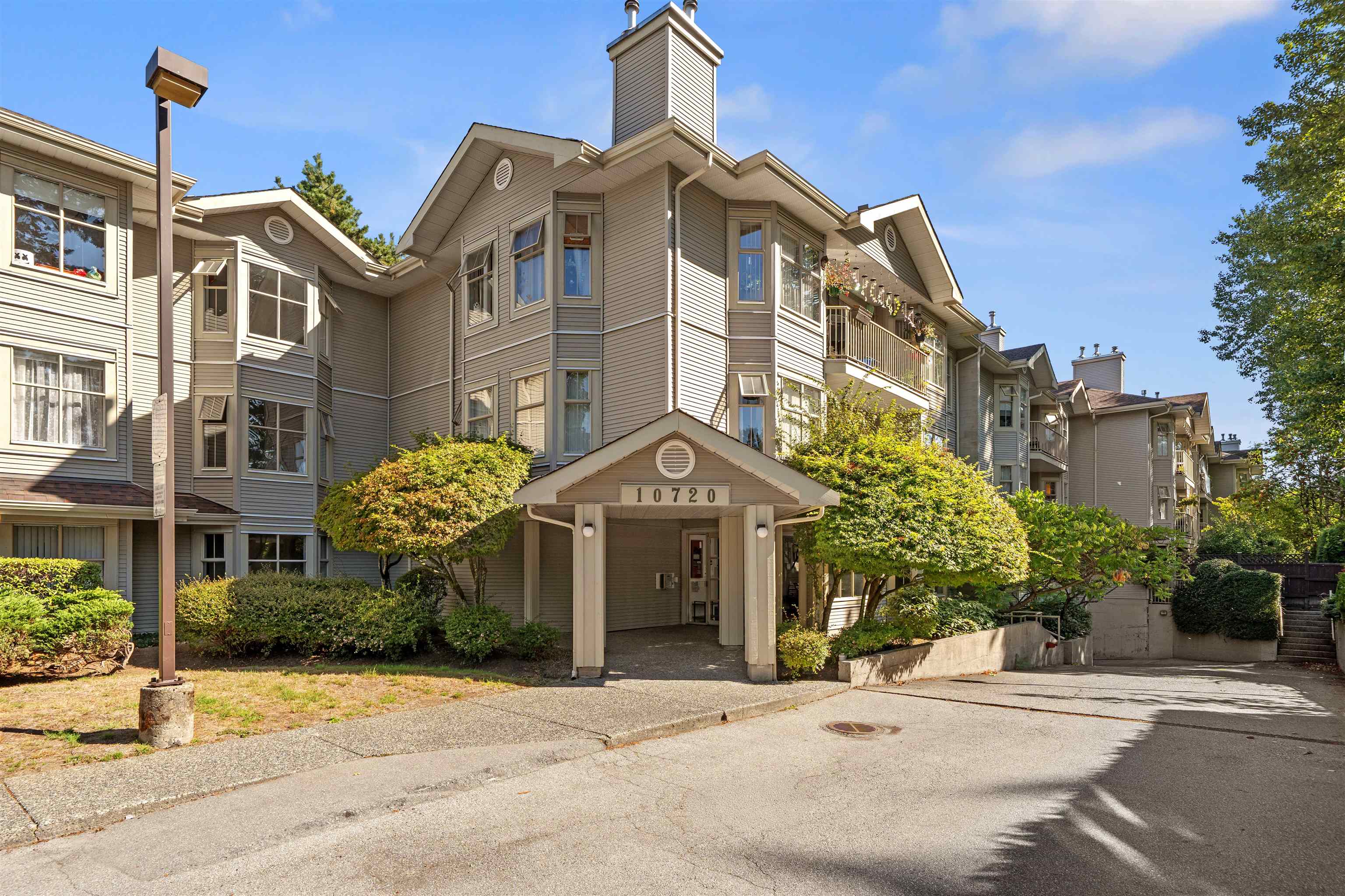 303 10720 138 STREET, R3161985, BC,
