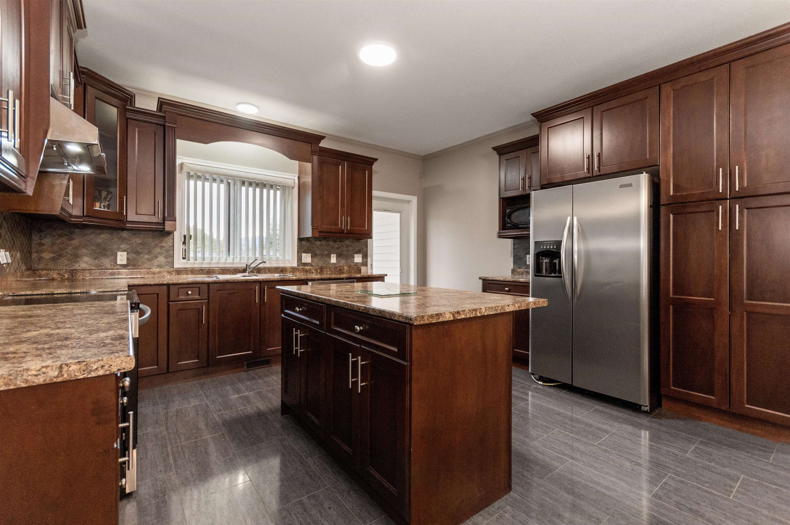 63861 OLD YALE ROAD, Hope BC V0X 1L2, R3162213, BC,