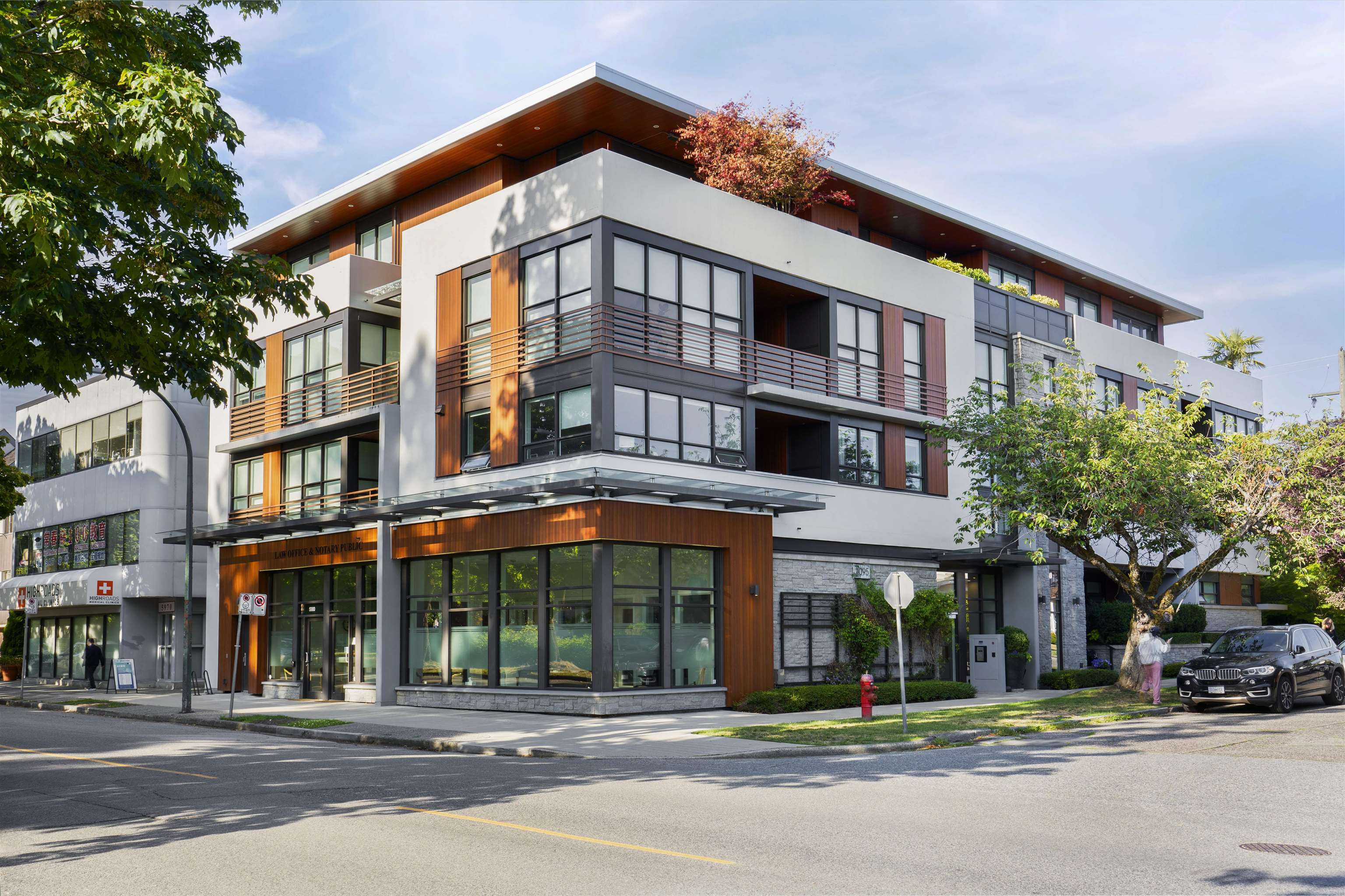 203 2095 44TH AVENUE, R3162296, BC,