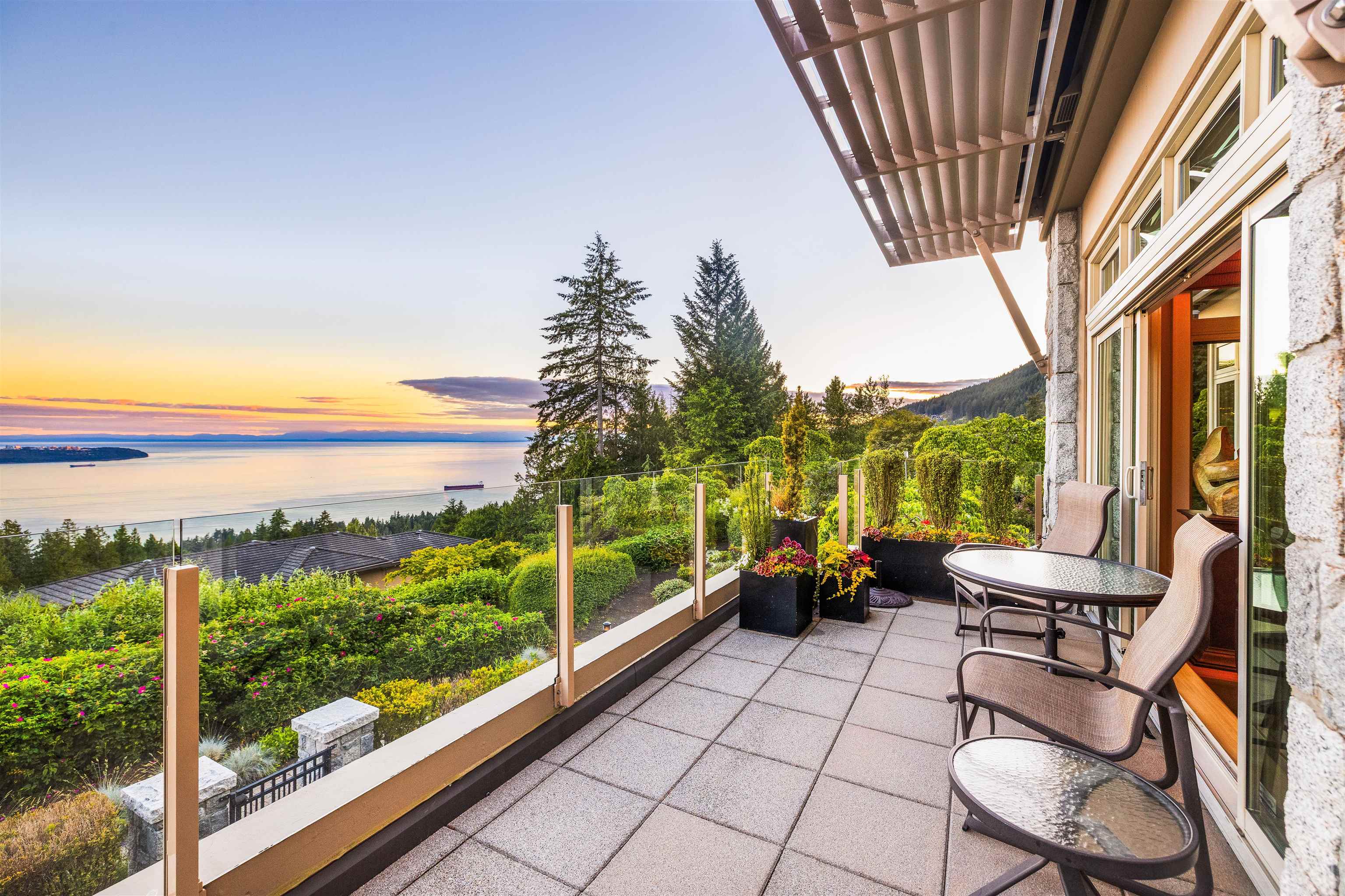 101 2535 GARDEN COURT, R3162369, BC,