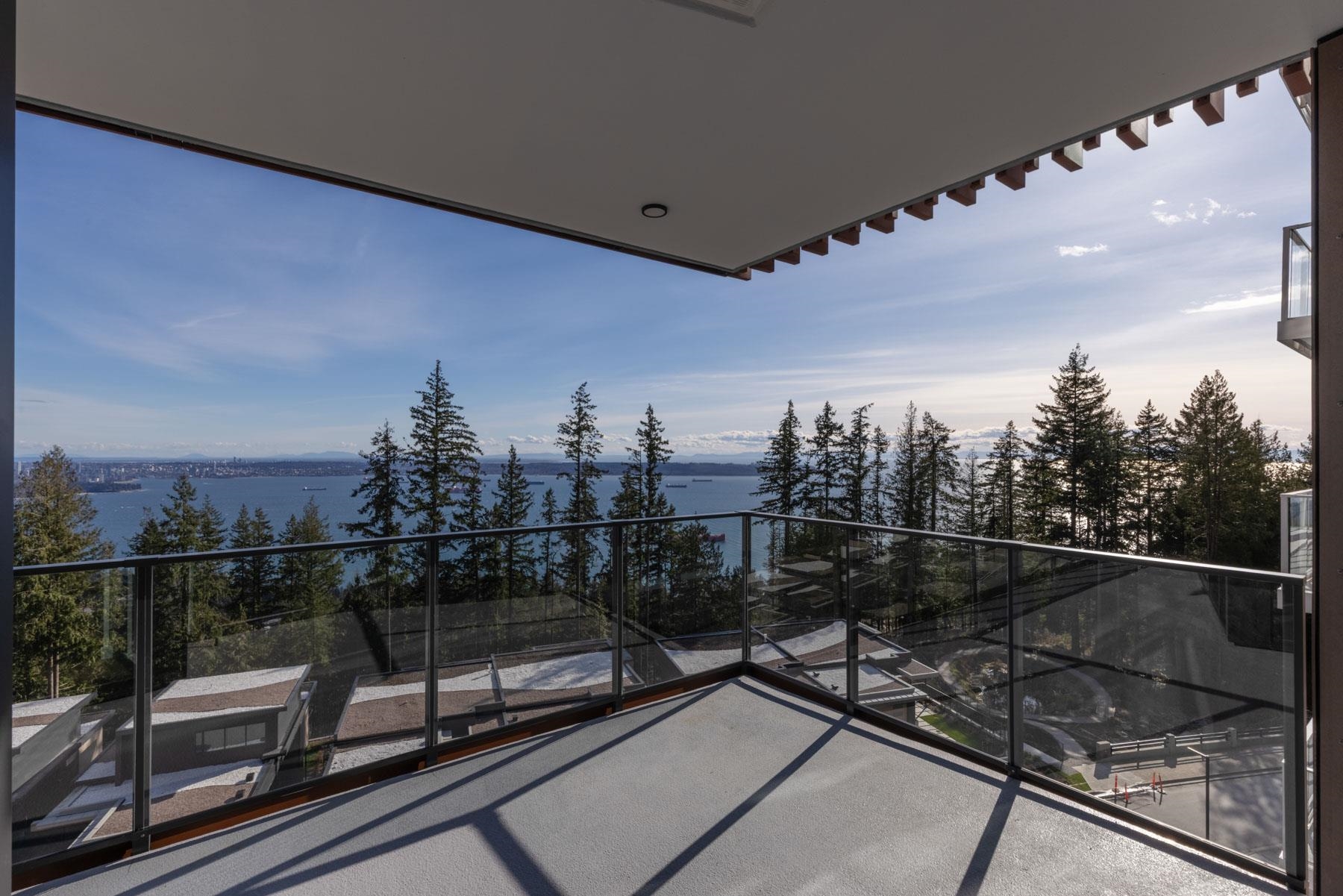802 3963 UPLANDS WAY, R3162370, BC,