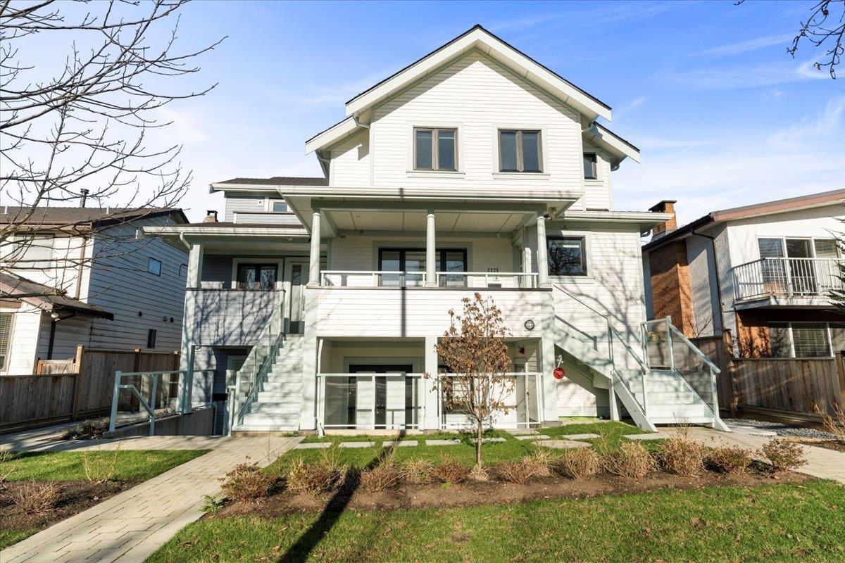 2227 W 16TH AVENUE, Vancouver BC V6K 3B4, R3162381, BC,
