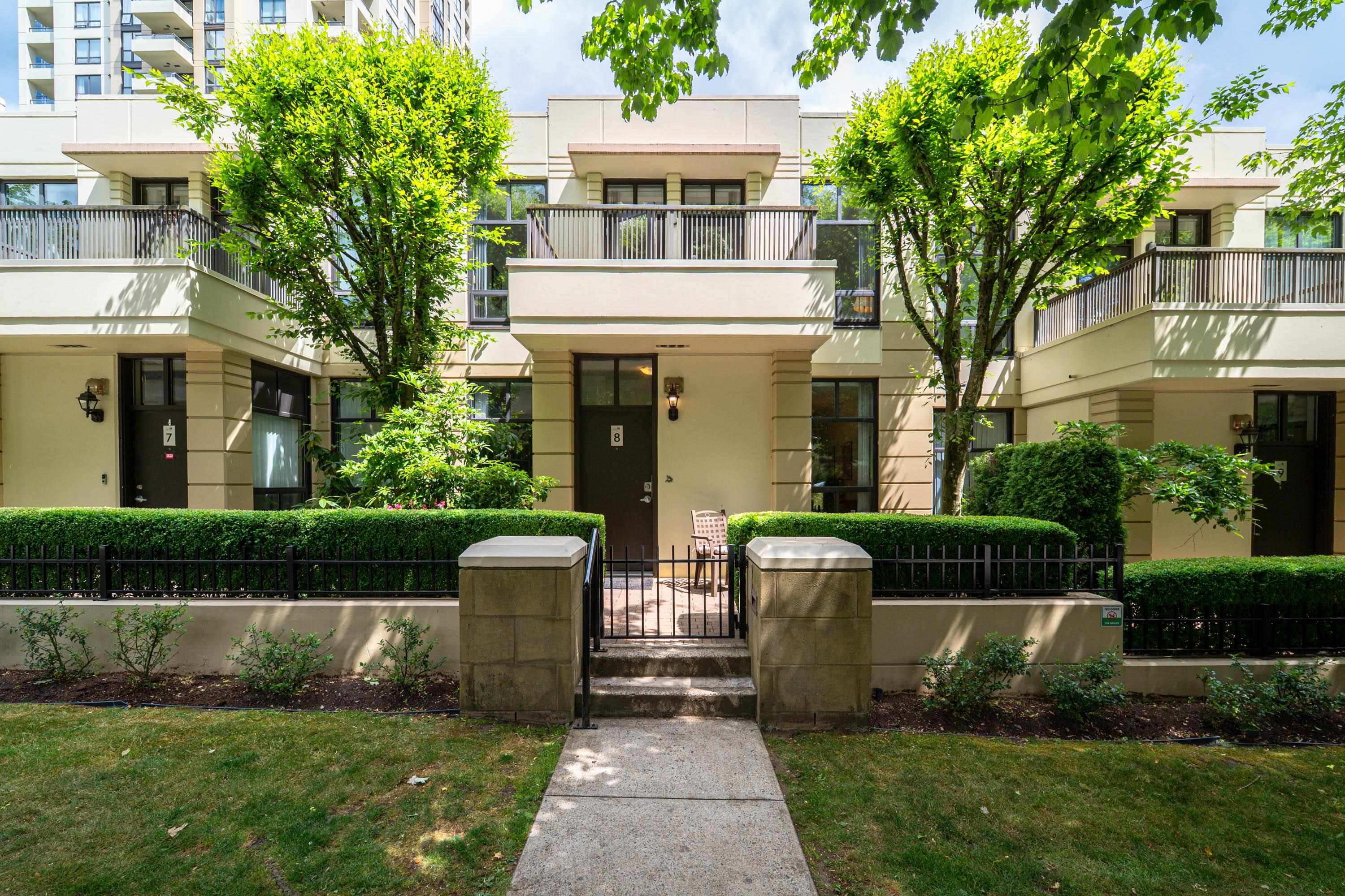 8 4333 CENTRAL BOULEVARD, R3162433, BC,