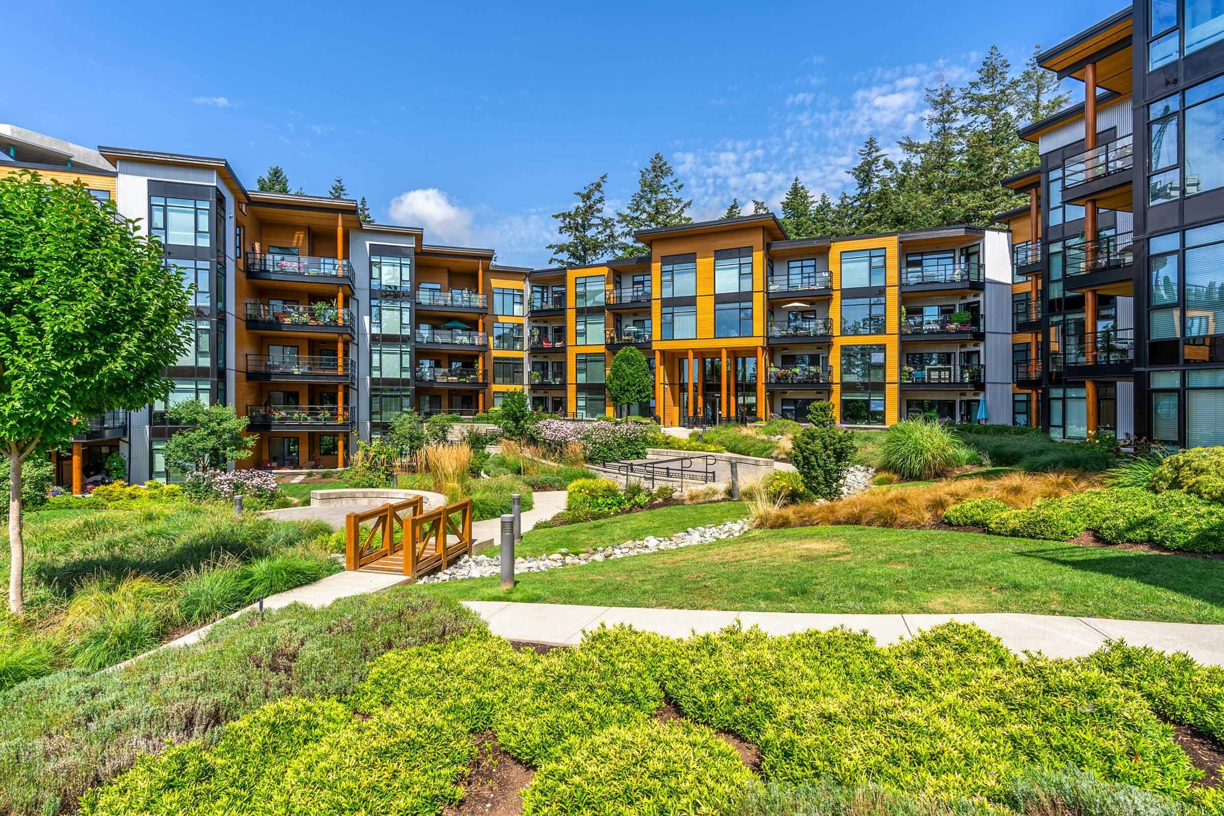 216 14855 THRIFT AVENUE, R3162539, BC,
